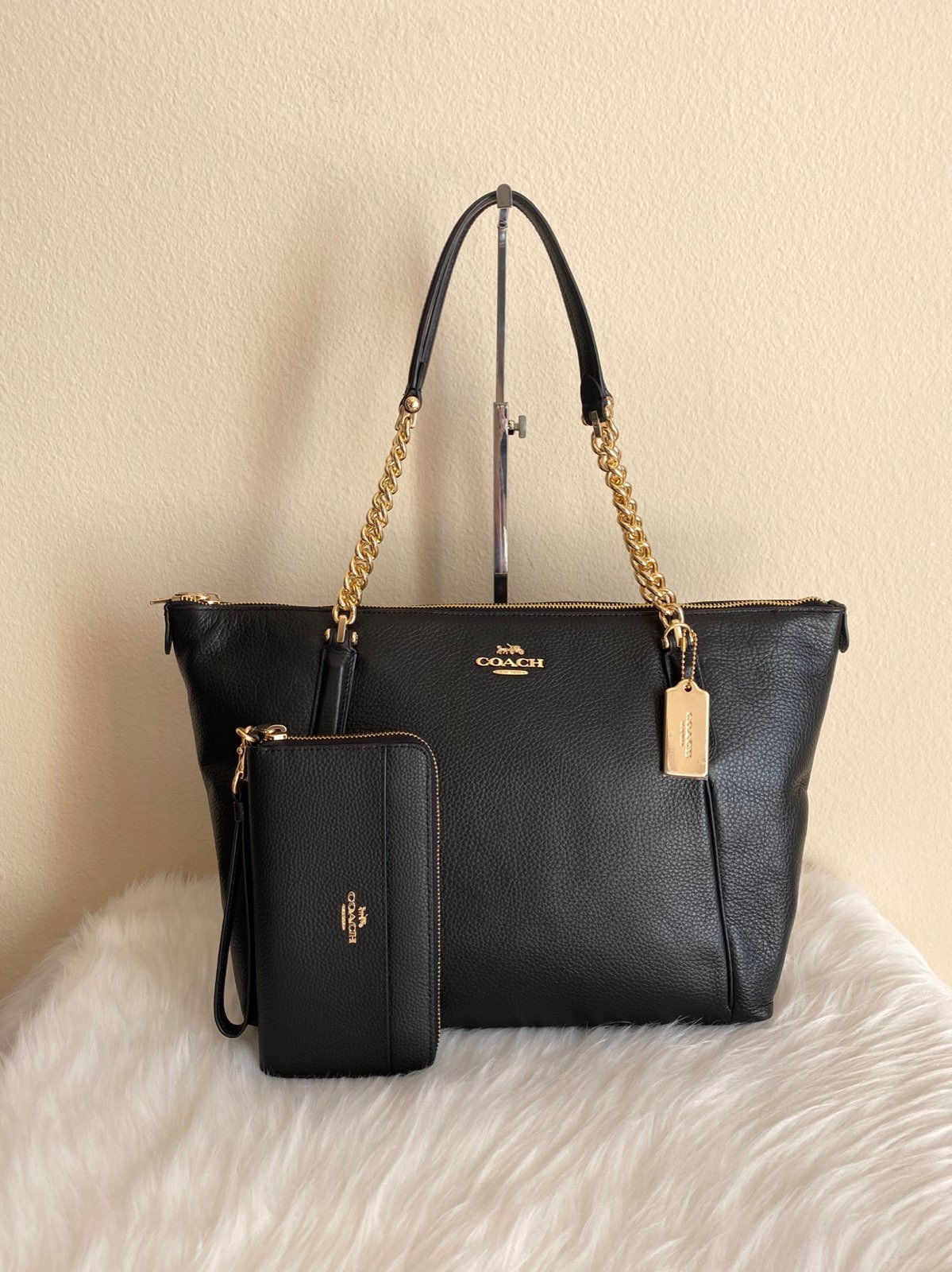 Coach purse and wallet set
