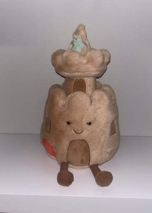 NEW! amuseables sandcastle jellycat! comes with tags & dust bag!