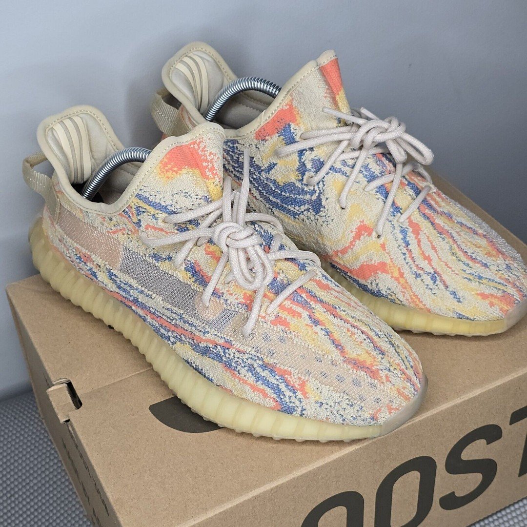 Size 9.5- adidas Yeezy Boost 350 V2 Low MX Oat