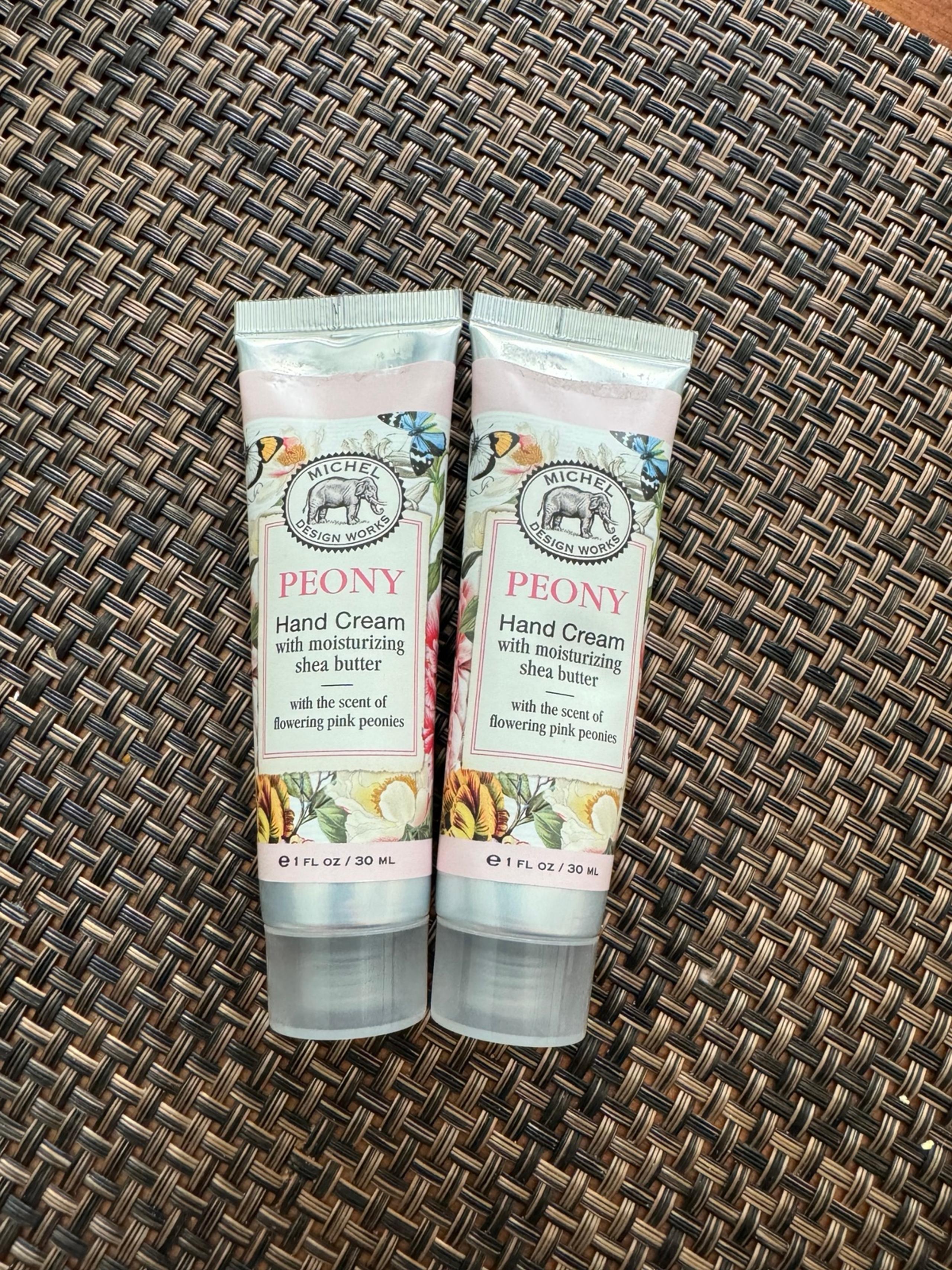 Michel design works peony lotion