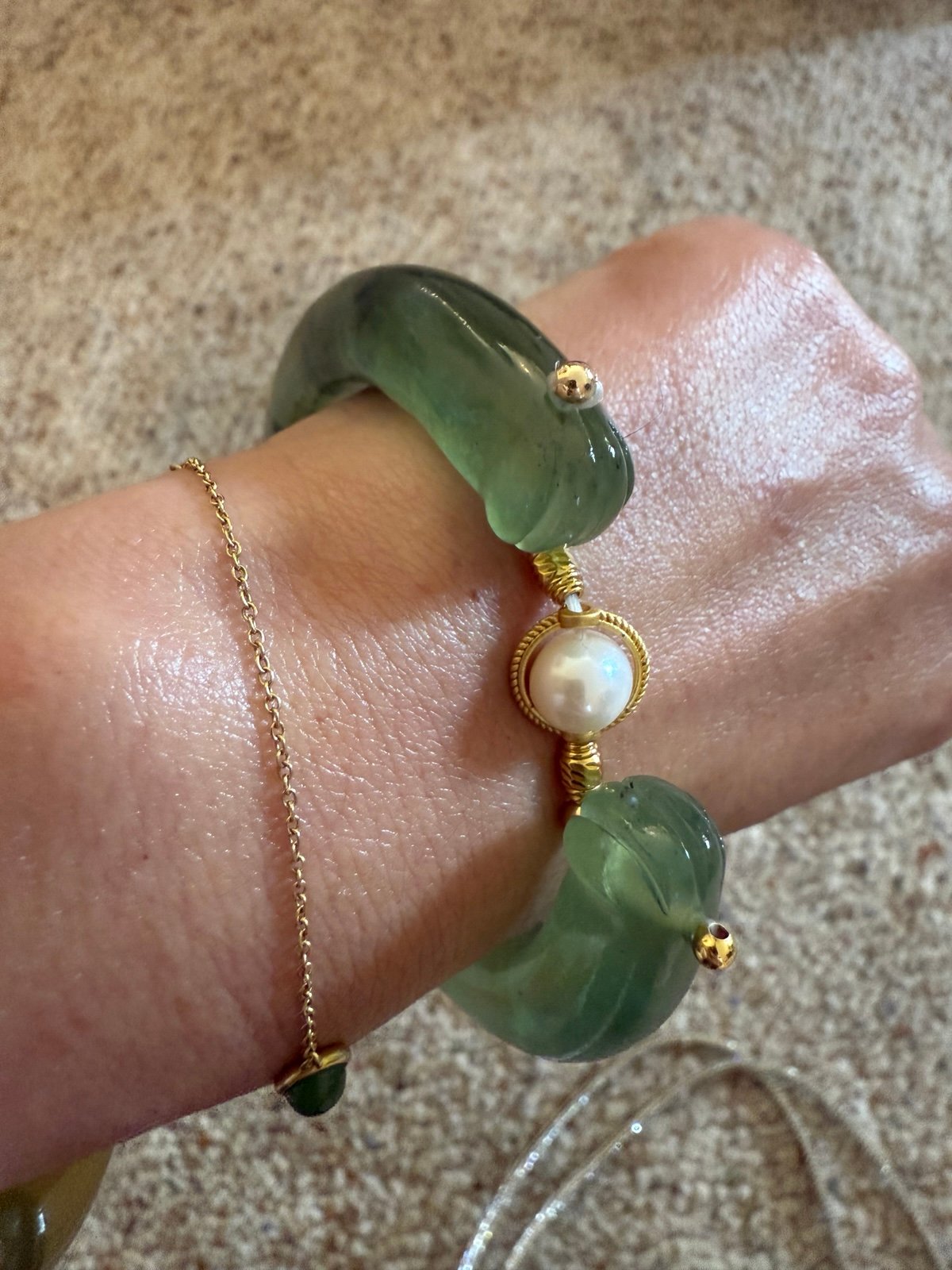 Freshwater Pearl Jade Cat's Paw Bracelet