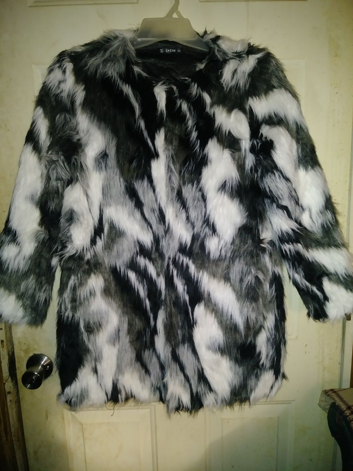 Shien NWOT Faux Fur Coat