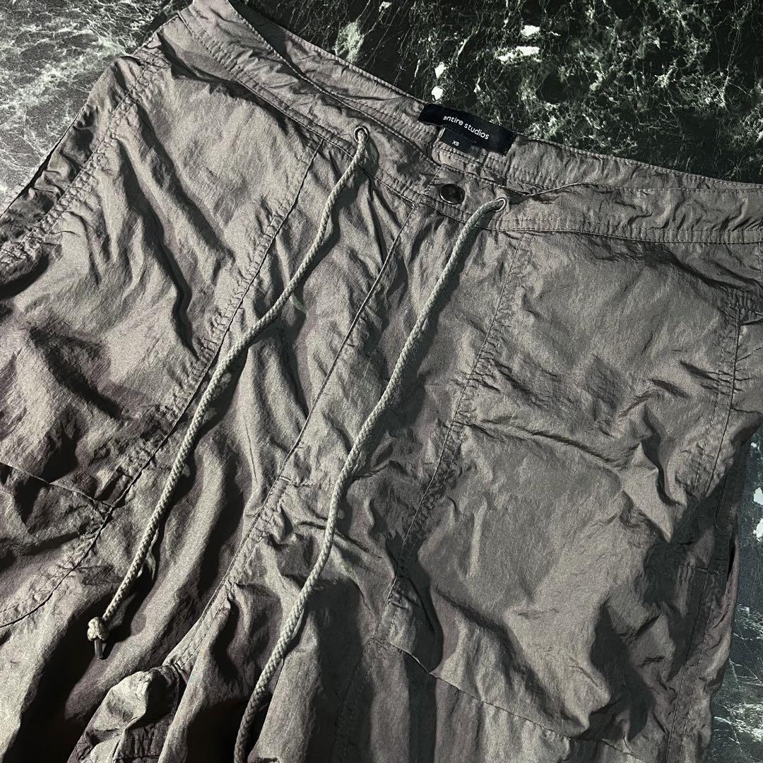 ENTIRE STUDIO dark gray nylon cargo XS Cargo