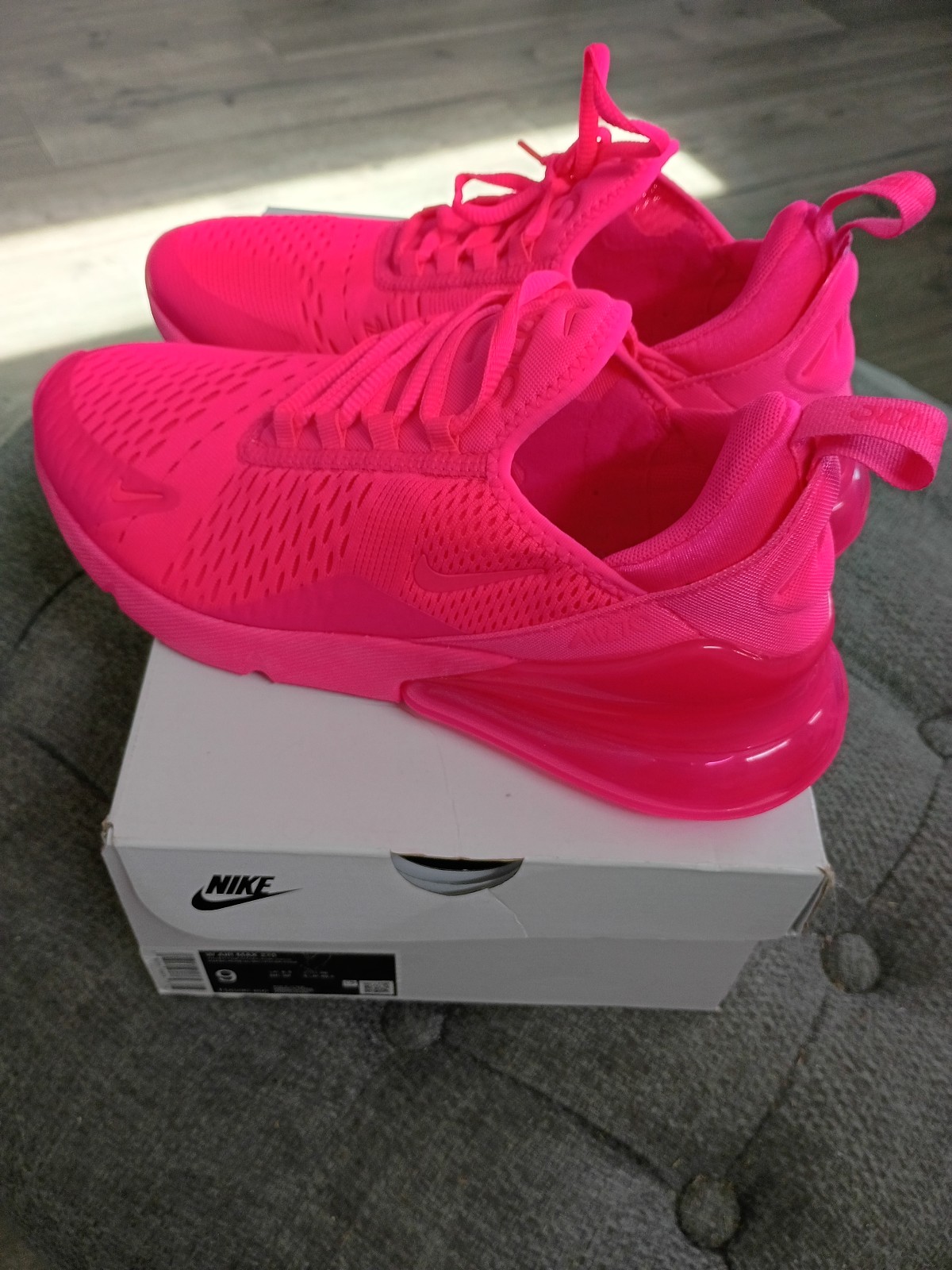 Nike Air Max 270 Hyper Pink Triple Pink Shoes Sneakers FD0293-600 Women's size 9