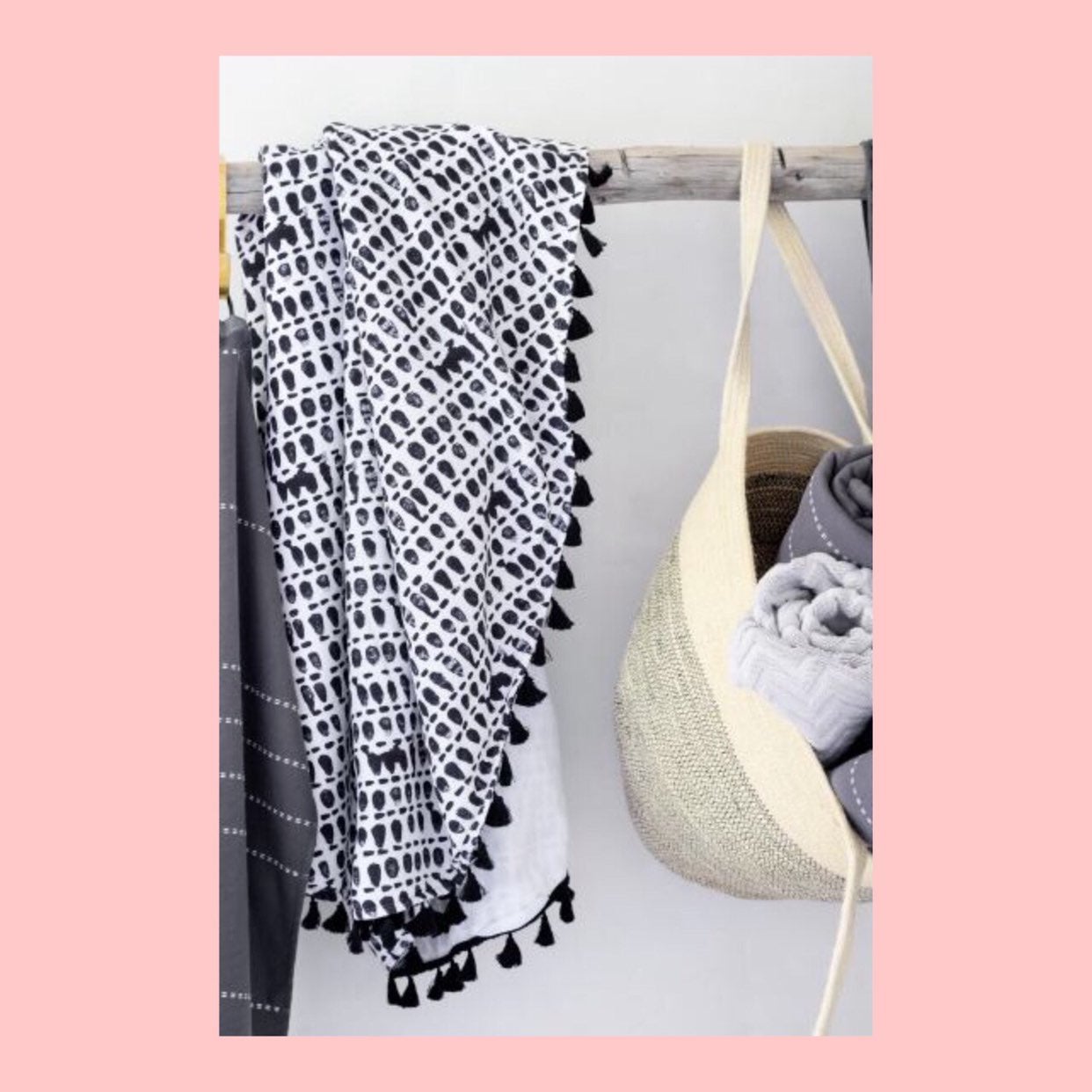 H&M Round Beach Towel