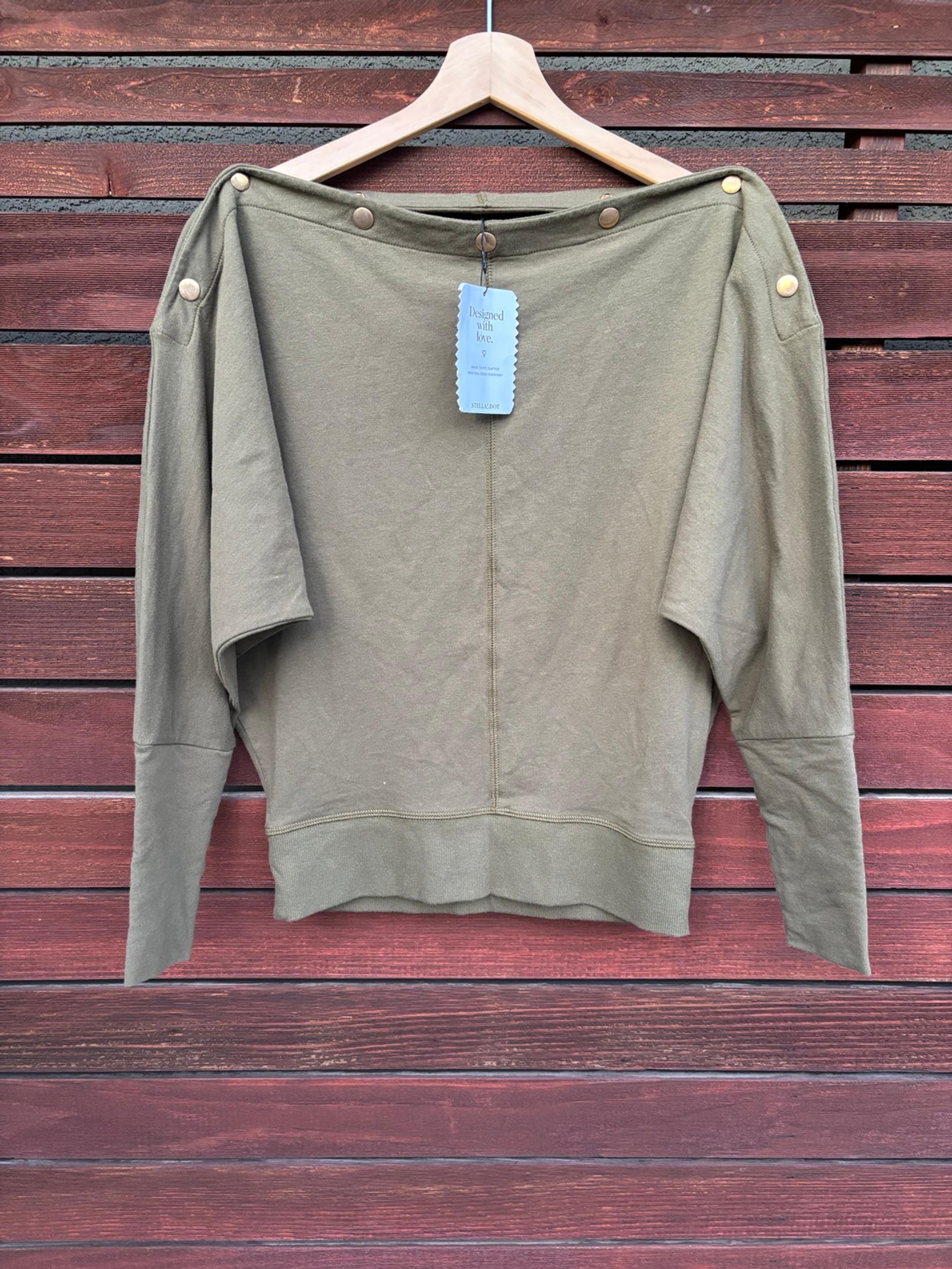 NWT Stella & Dot Top in Size Small