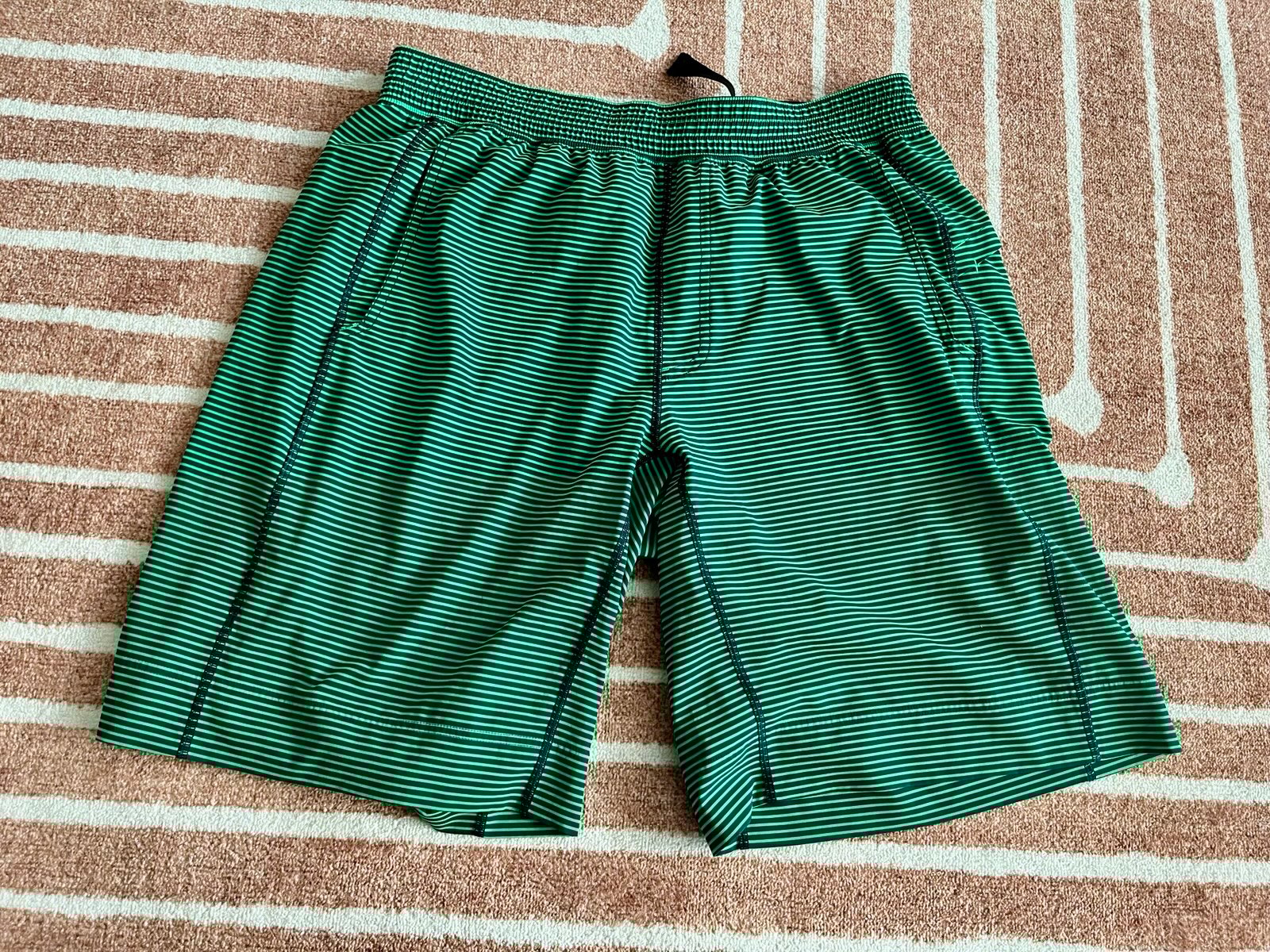 Lululemon Green & Black Stripe Athletic Lined Shorts Mens