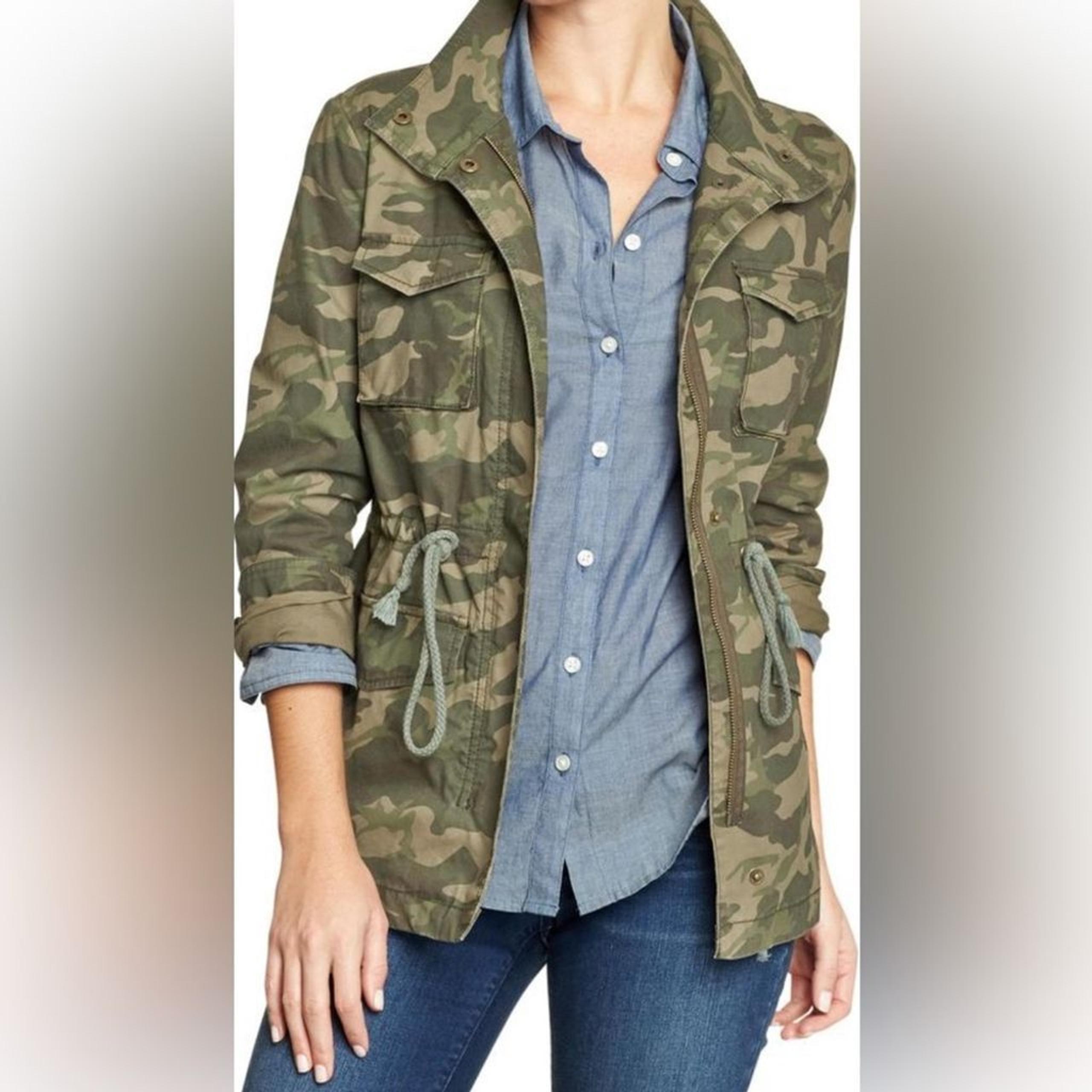 Old Navy Military Style Women’s Drawstring Waist Camouflage Jacket Sz S