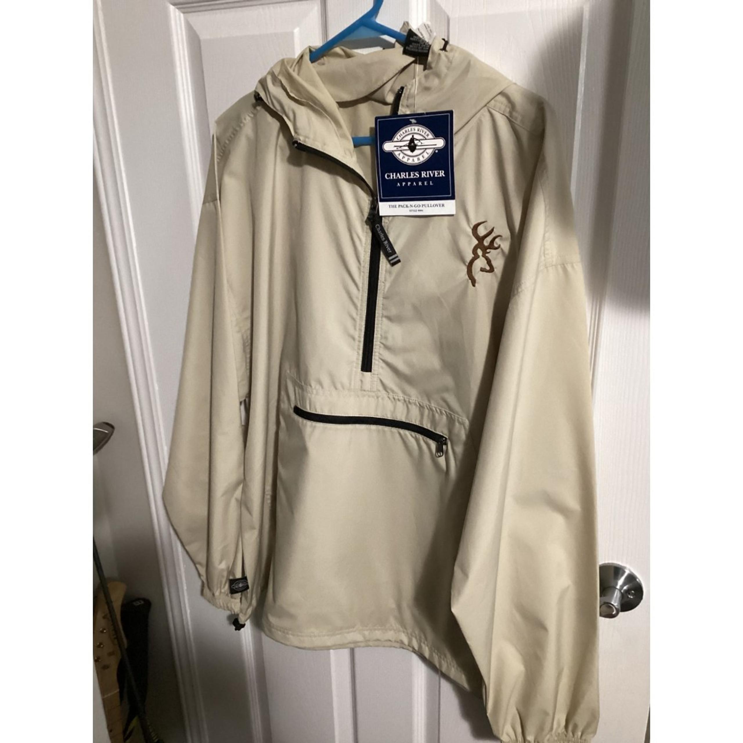 charles river apparel pack and go tan jacket windbreaker XL NWT 9904