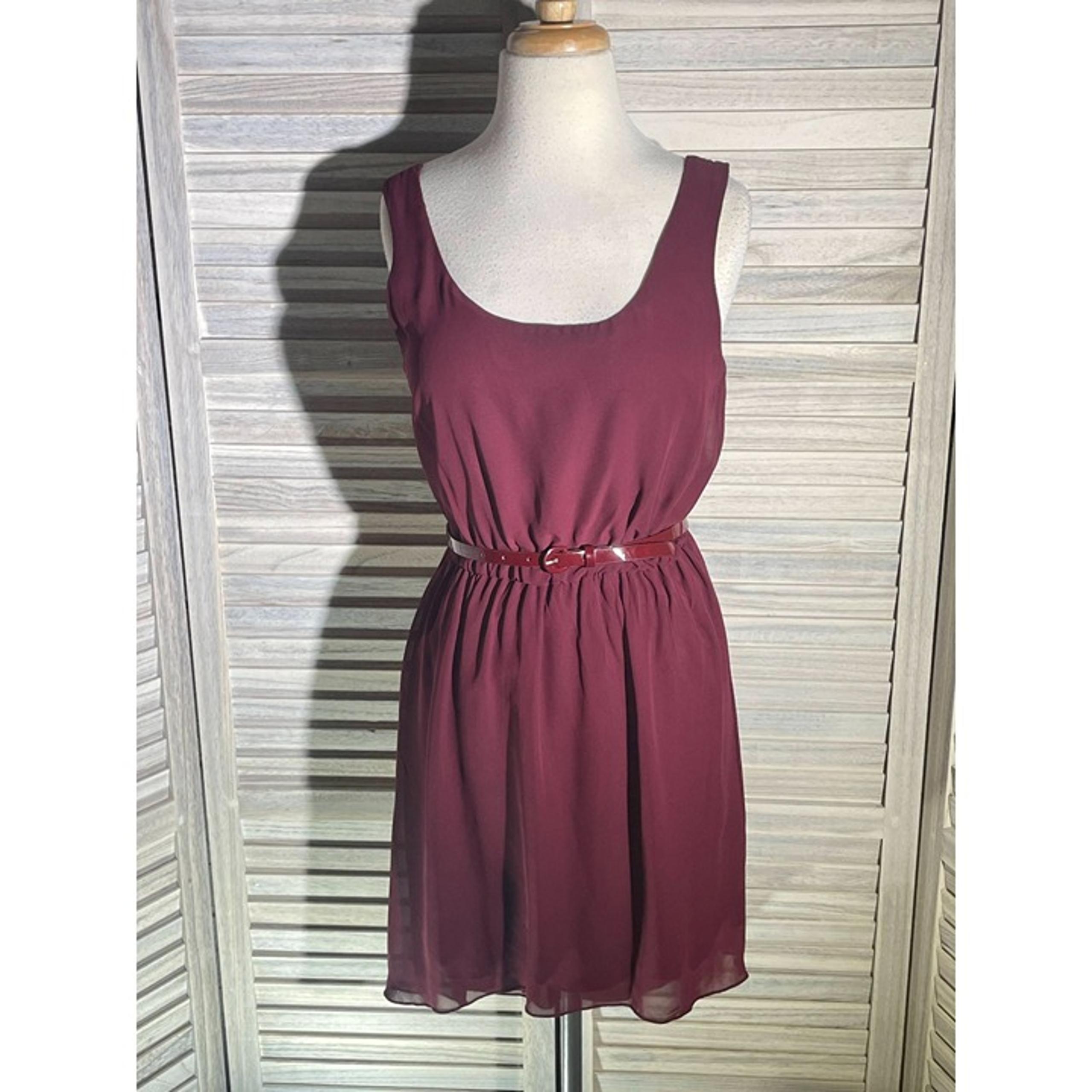 City Triangles Sm Belted Flowy Dress