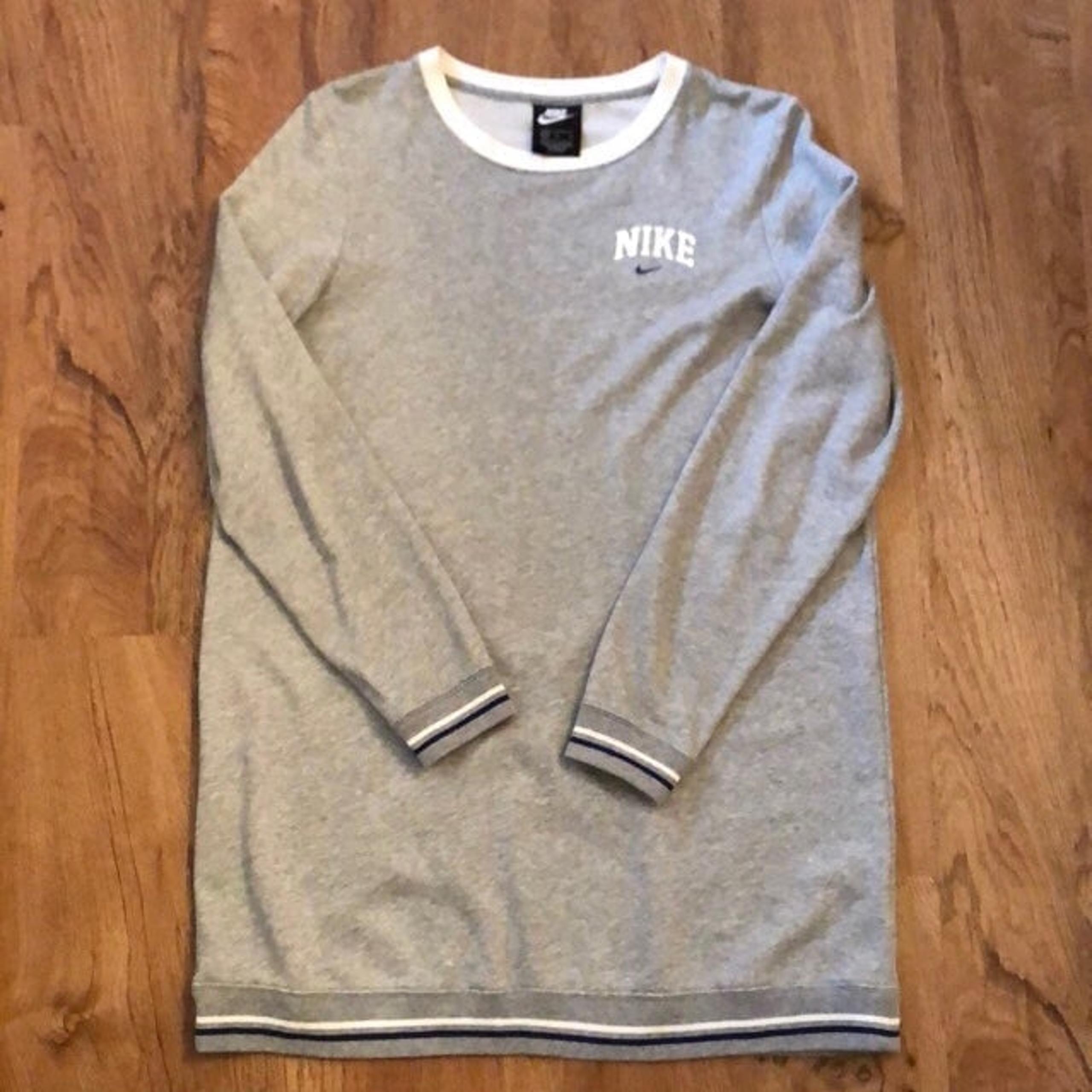 Nike Sportswear Varsity Long Sleeve Dress Medium