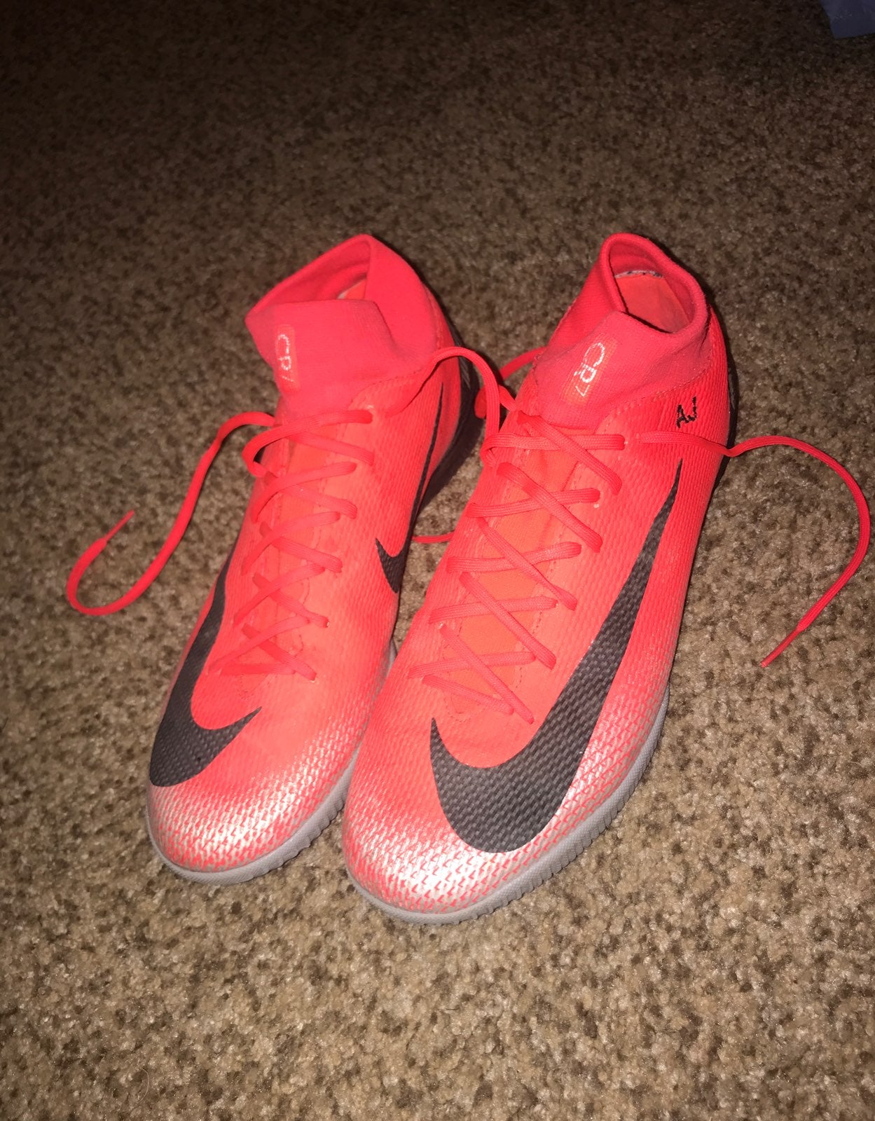 indoor soccer shoes