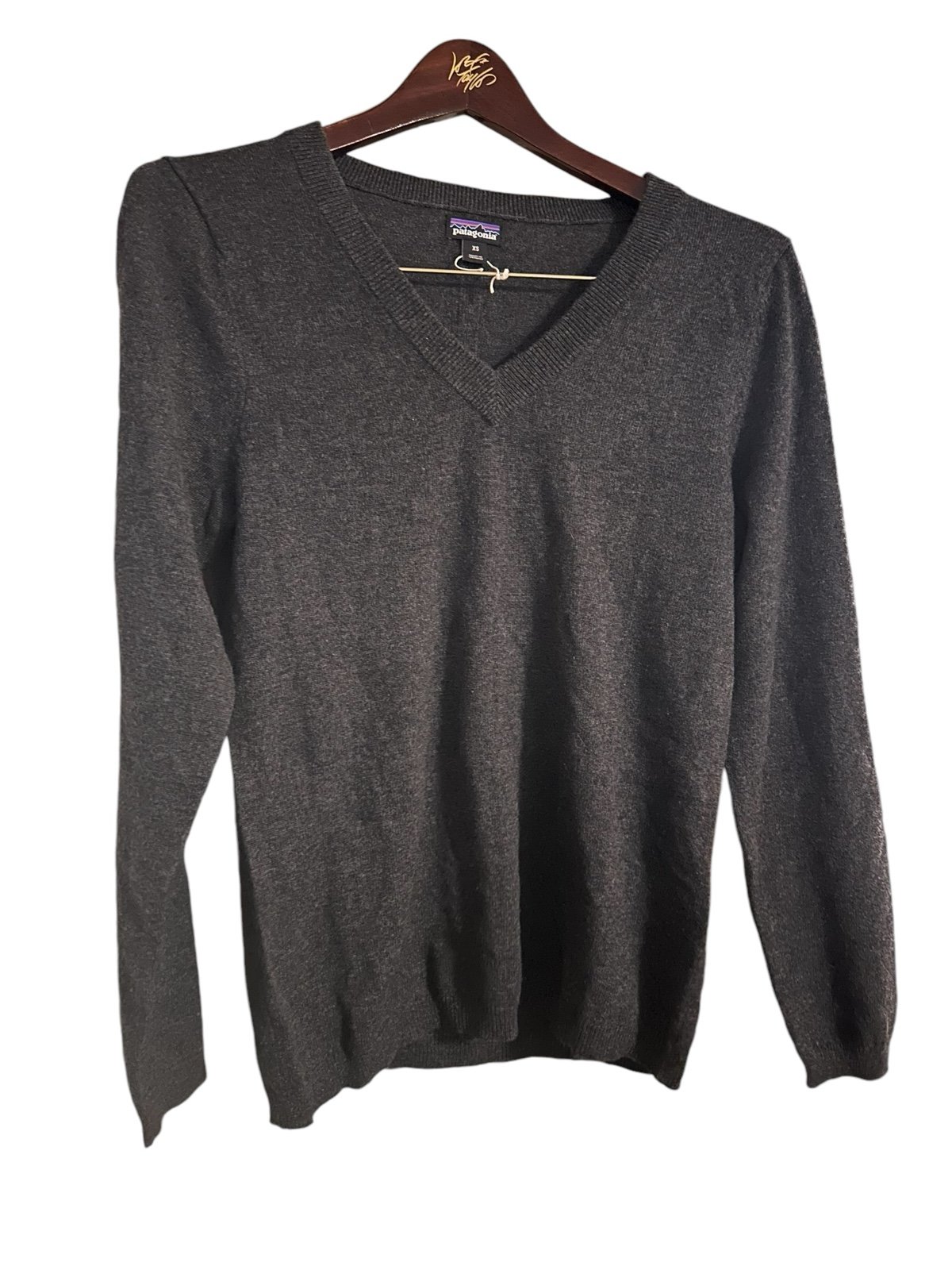NWOT Patagonia® Worn Wear W's Recycled Cashmere and Wool Blend V-Neck- XS