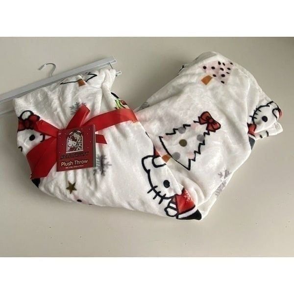Hello Kitty Christmas Santa Tree Plush Soft Throw Blanket 50 x 70” Holiday NEW