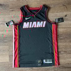 NIKE NBA MIAMI HEAT BLANK JERSEY SIZE 44 NEW WITH ORIGINAL TAGS
