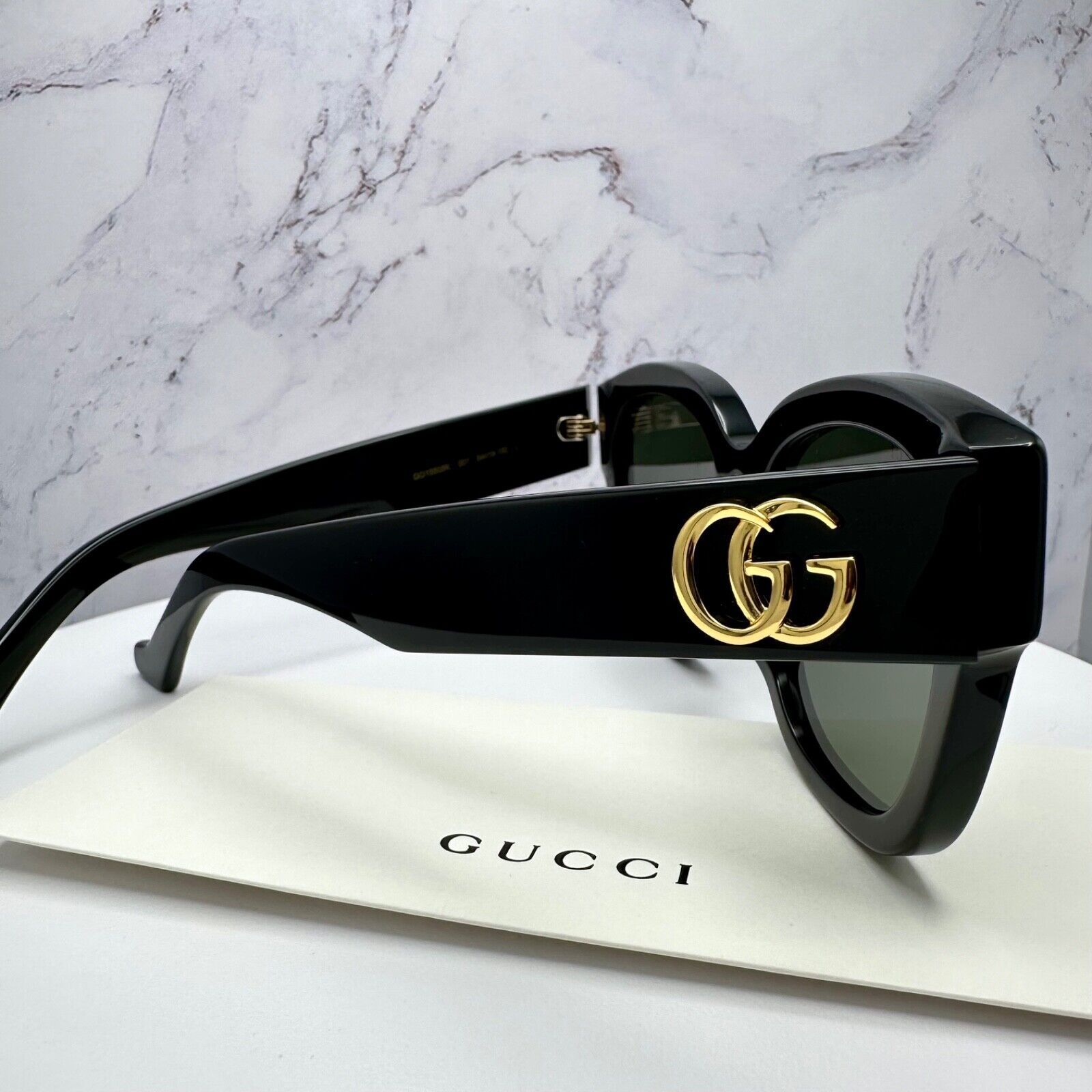 New GUCCI Sunglasses - detail