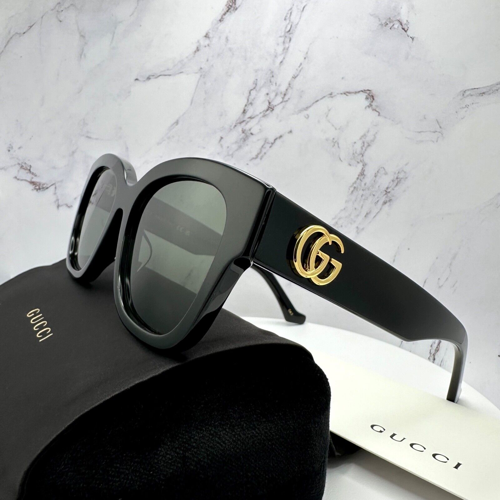 New GUCCI Sunglasses - detail