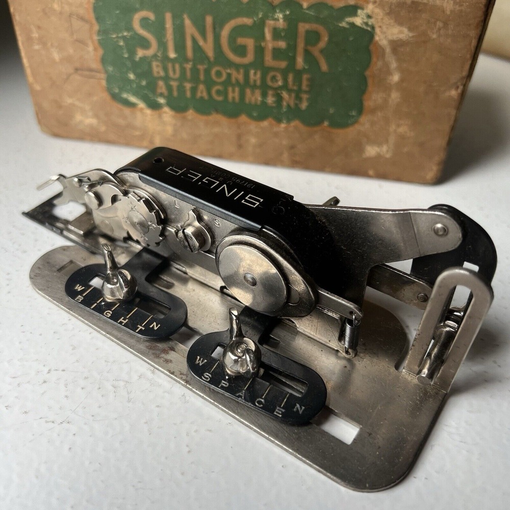Vintage 1941 Singer Buttonhole Attachment #121795 w/ Original Box and Manual
