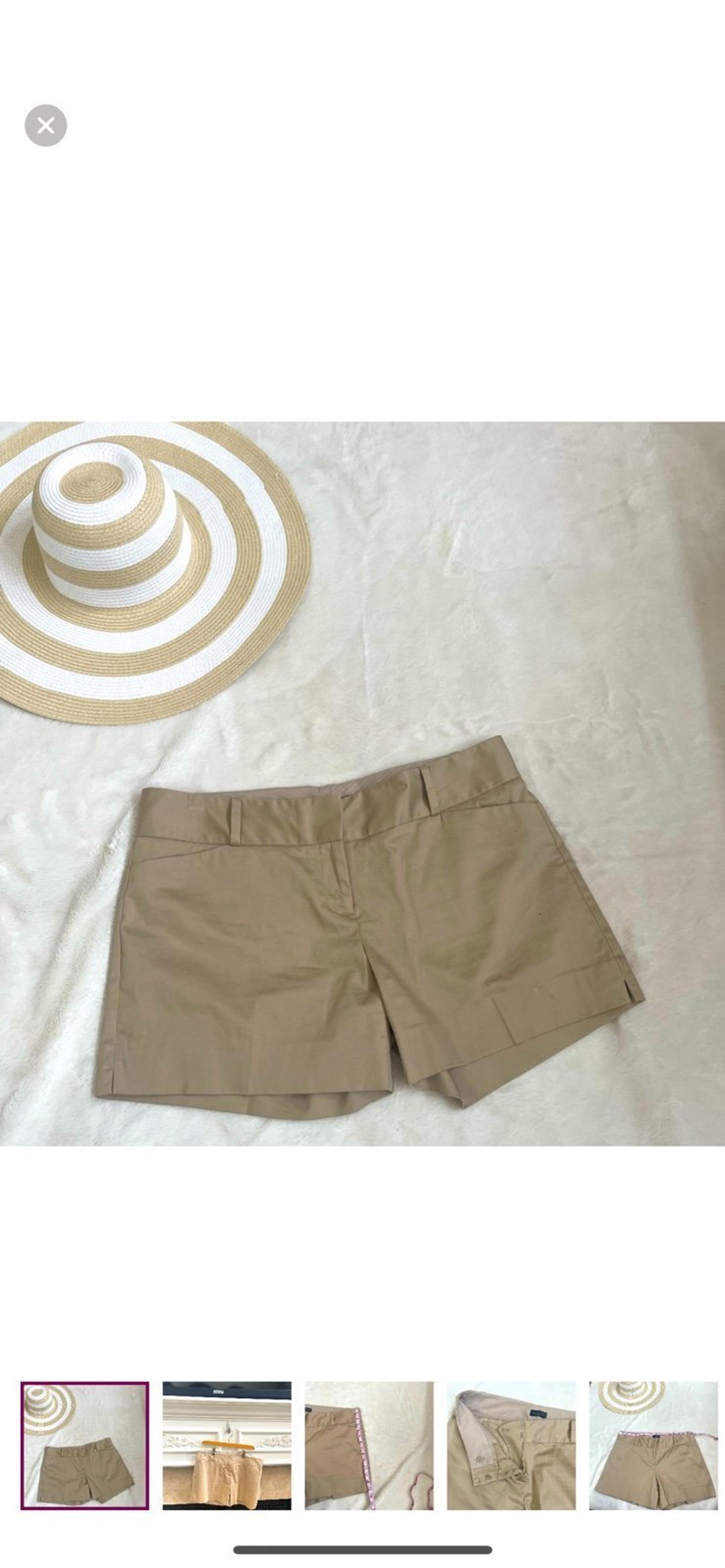 ♠️3/$20 SALE♠️ The Limited shinny khaki summer shorts