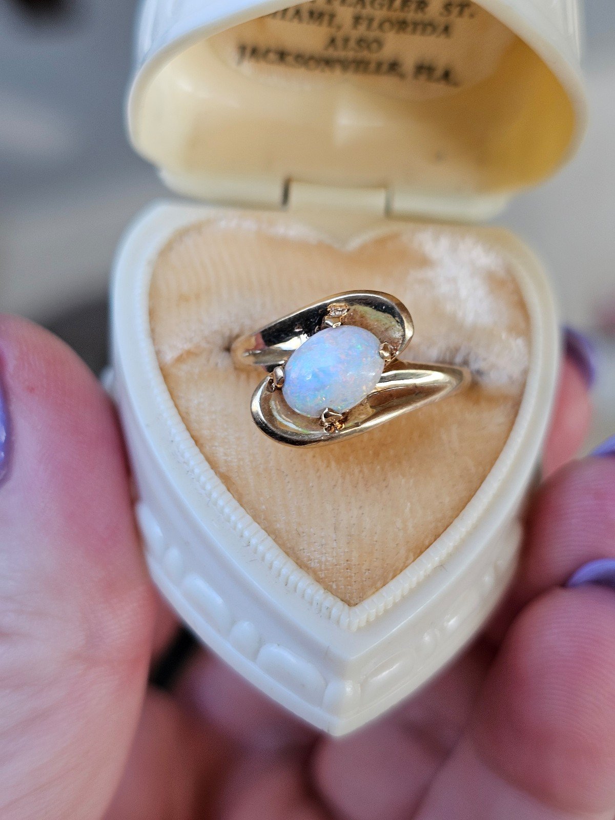 14k flashy opal ring size 7 1/4