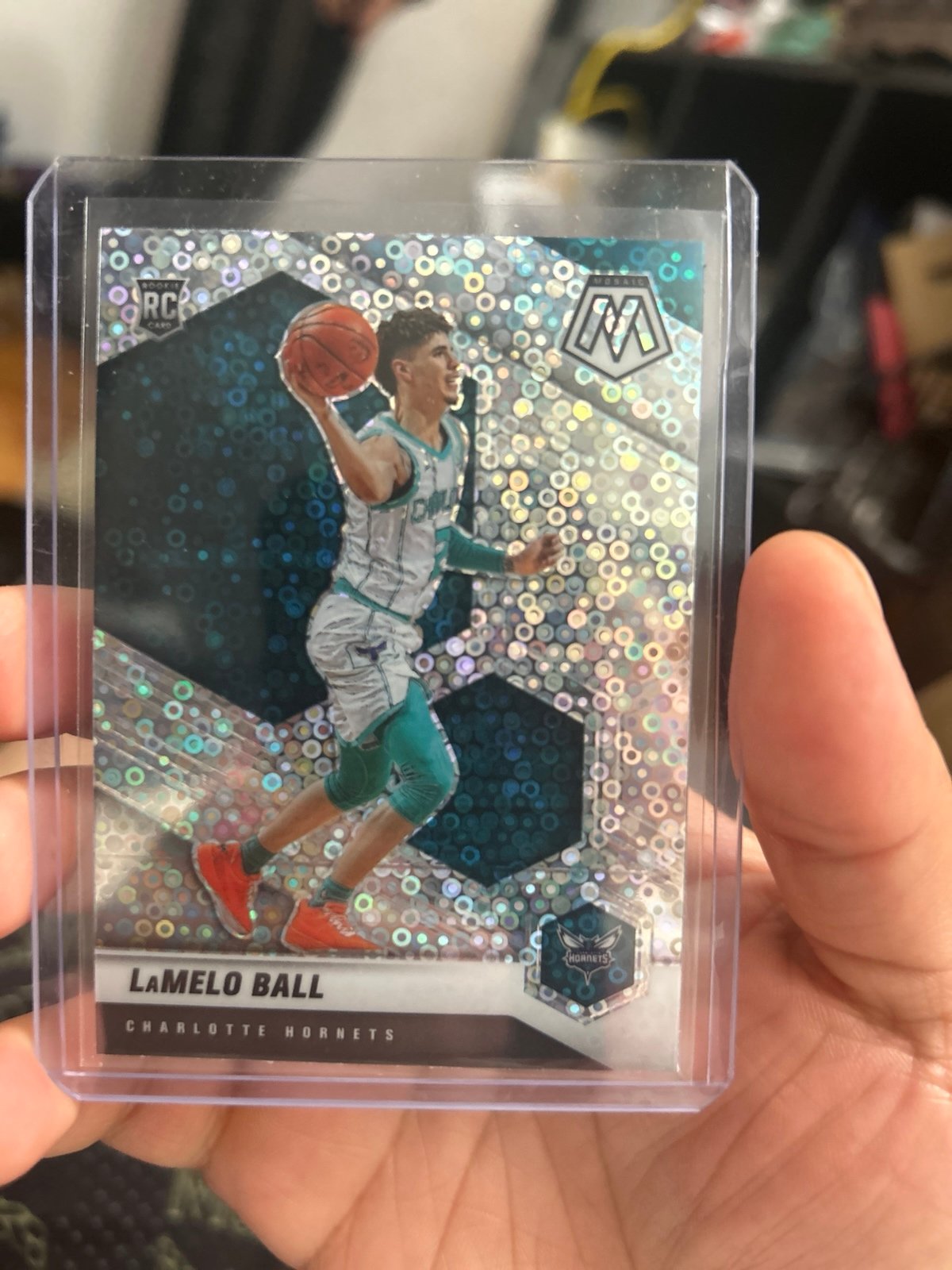 2020 Panini Mosaic LAMELO BALL Rookie Variation Fast Break Disco Hornets #202