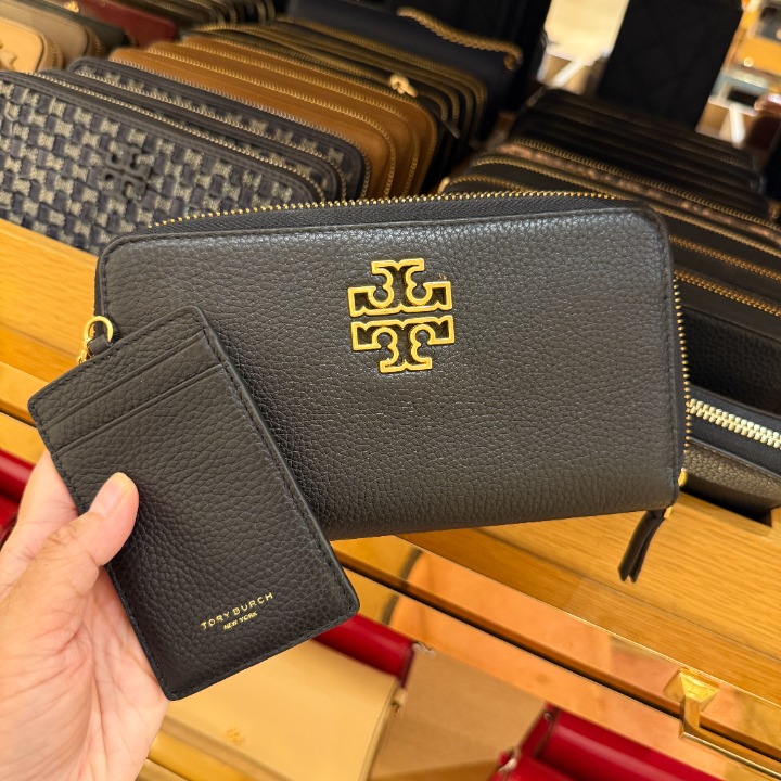 Tory Burch 141004 Pebbled Leather Britten Zip Continental