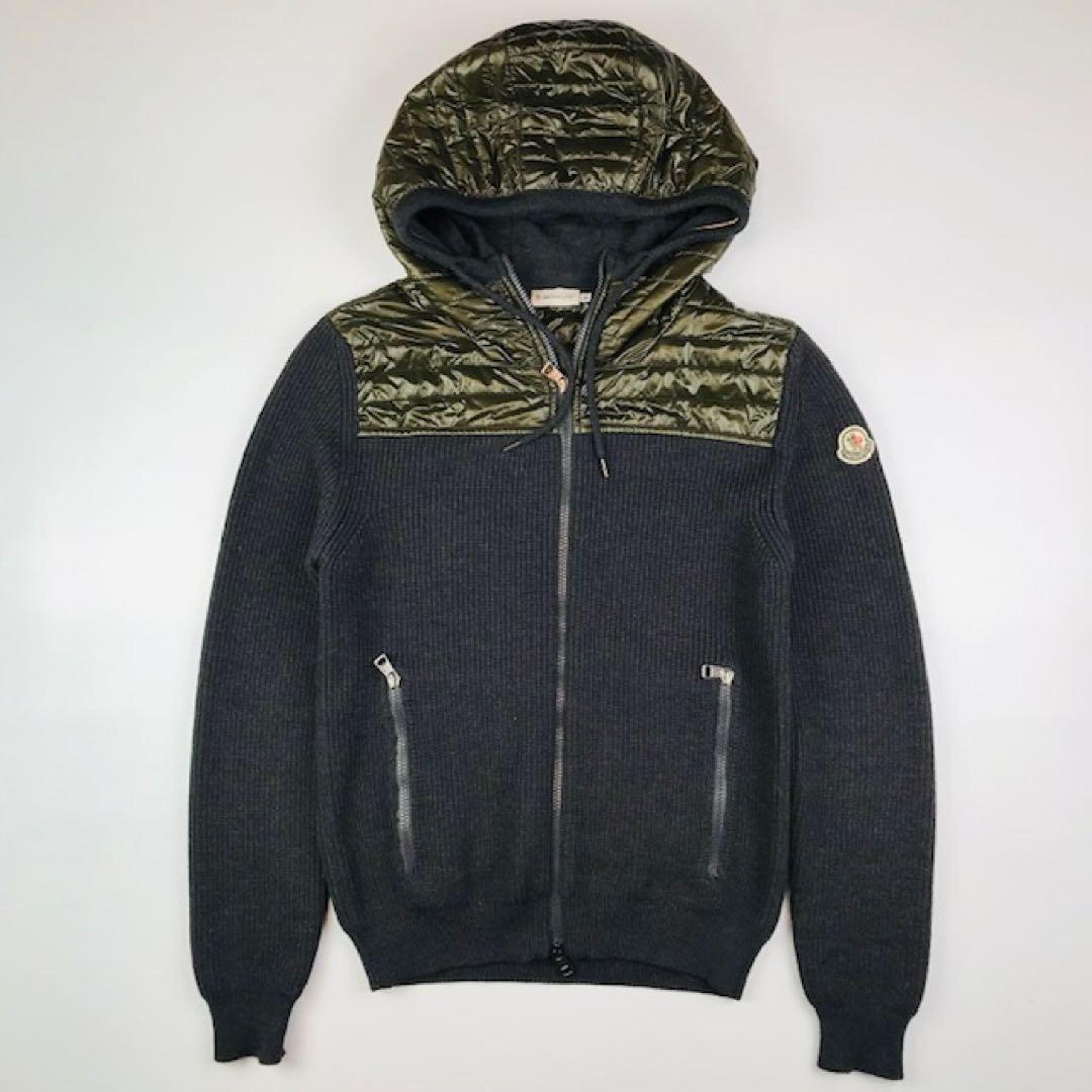 Excellent Condition★Moncler・Patchwork Hooded Quilted Nylon Knit (Size M)