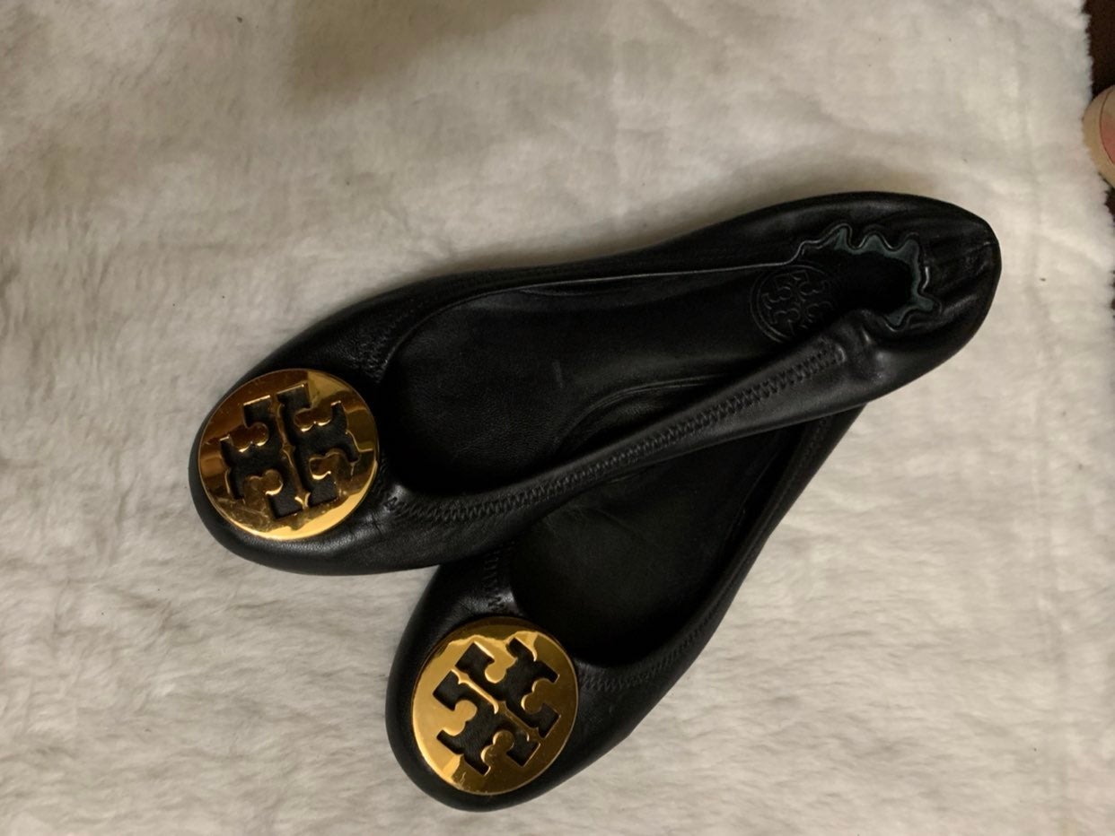 VIP【関税送料無料】希少 TORY BURCH FLATS VIP【関税送料無料】希少 TORY BURCH BEIGE BLACK LEATHER FLATS