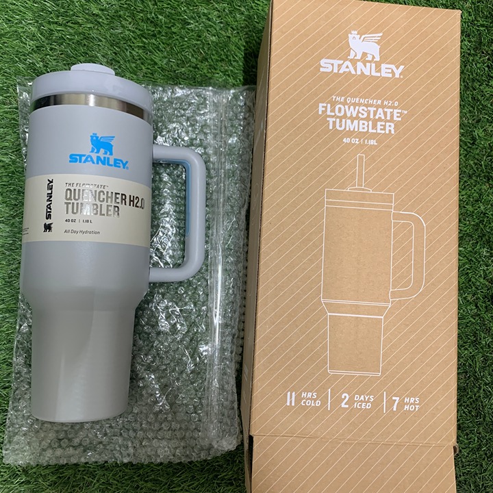 Stanley Flowstate Tumbler H2.0 40oz Fog blue brand new
