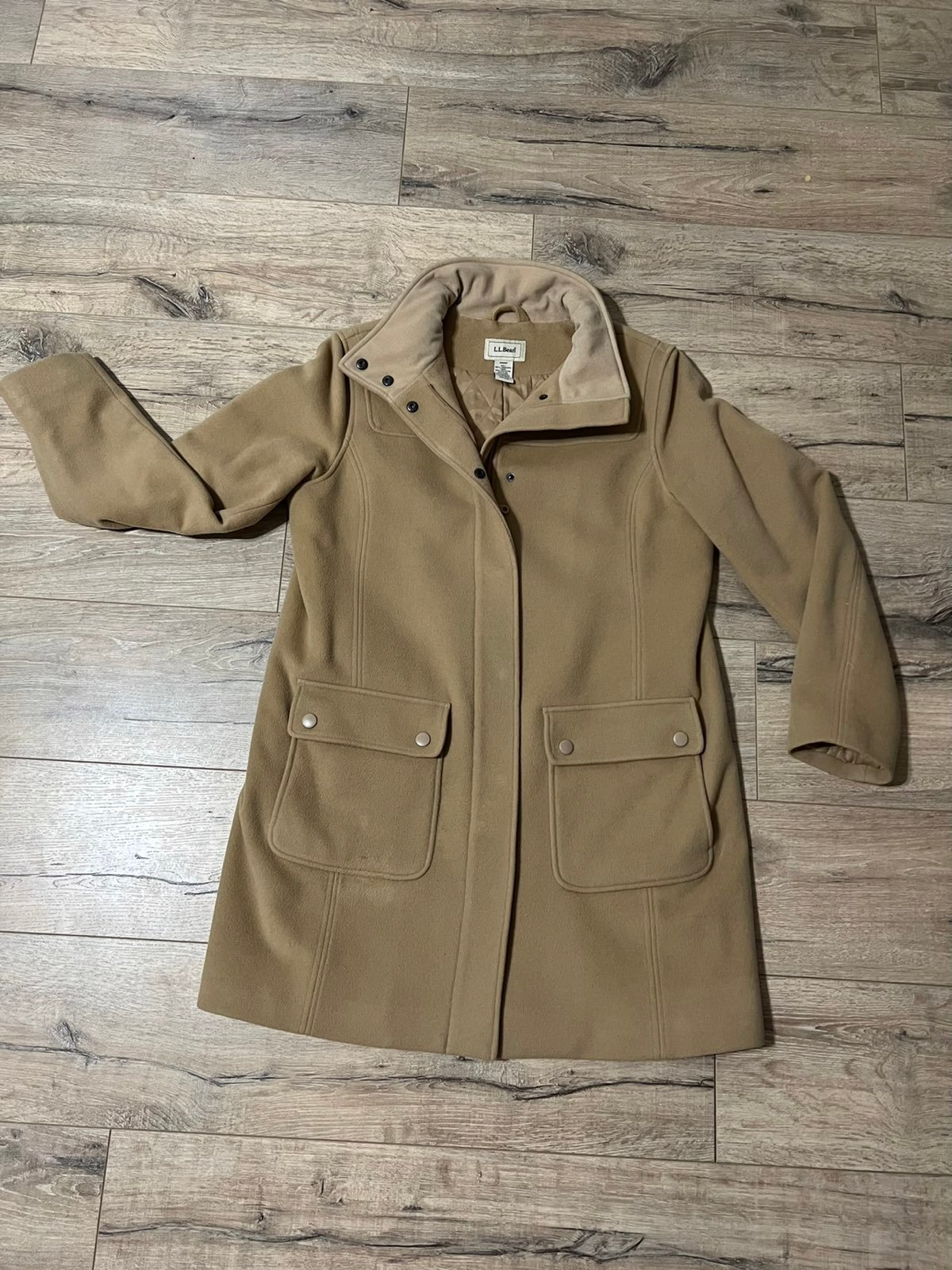 L.L. Bean Vintage Lambswool Coat Misses Large Camel Color Lined W/ Collar