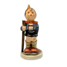 HUMMEL LITTLE HIKER #60 2/0 FIGURINE