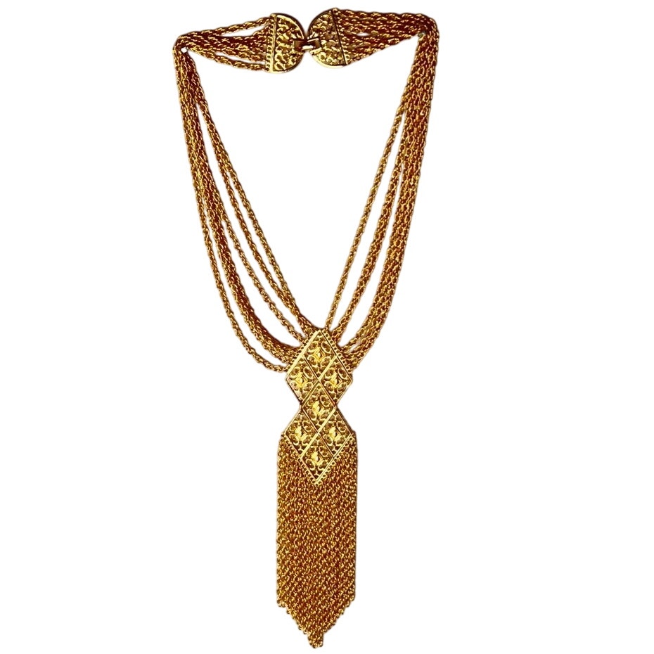 VINTAGE c. 1960s Goldette Style Gold-tone Filigree Medallion Tassel Necklace