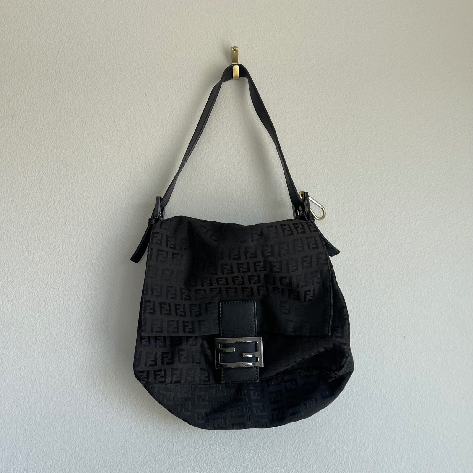 Vintage Baguette Style Medium Size Shoulder Bag
