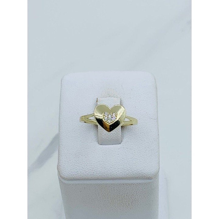 10k solid gold ring size 7 heart ❤️