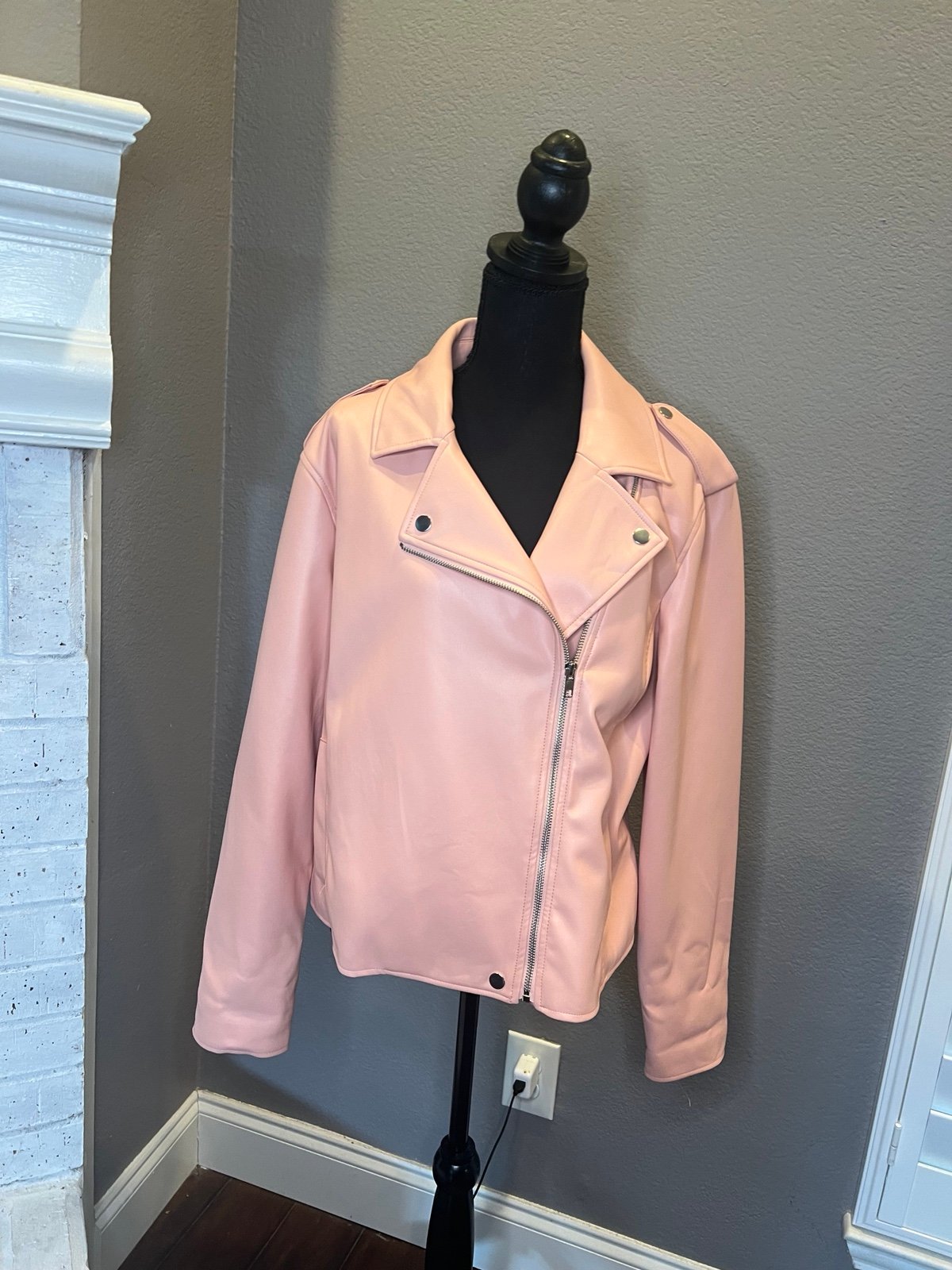 faux Leather INC pink motto jacket size XL