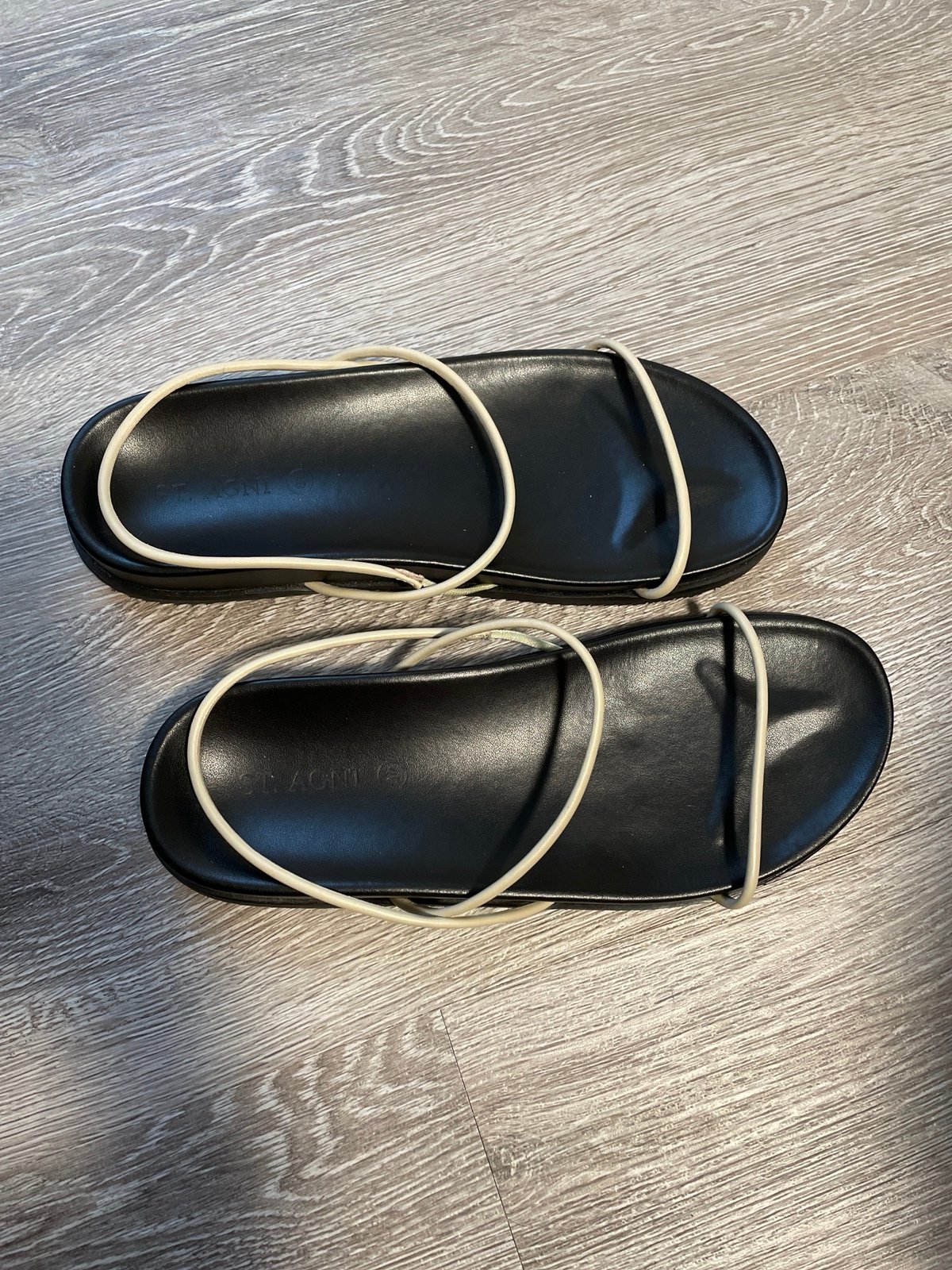 St. Agni simple sandals