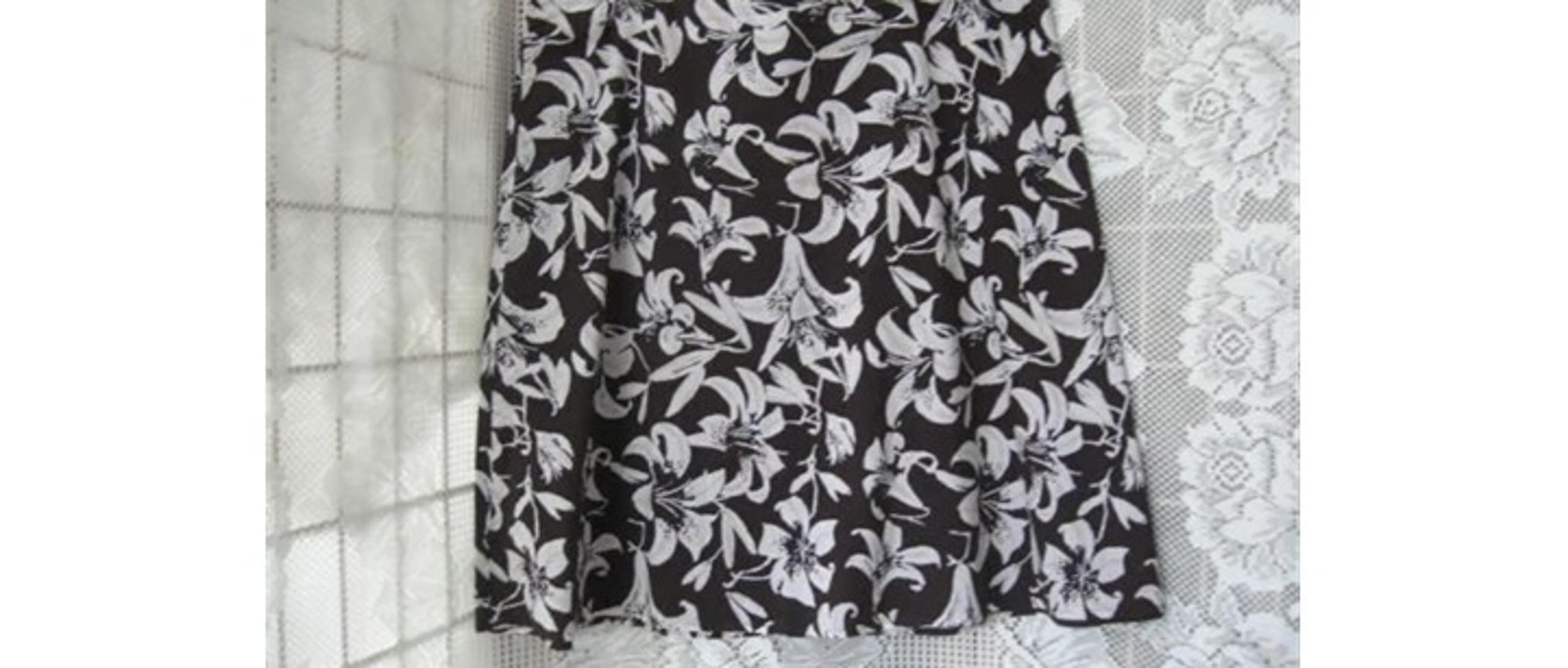 Liz & Co. A-line Skirt size 16