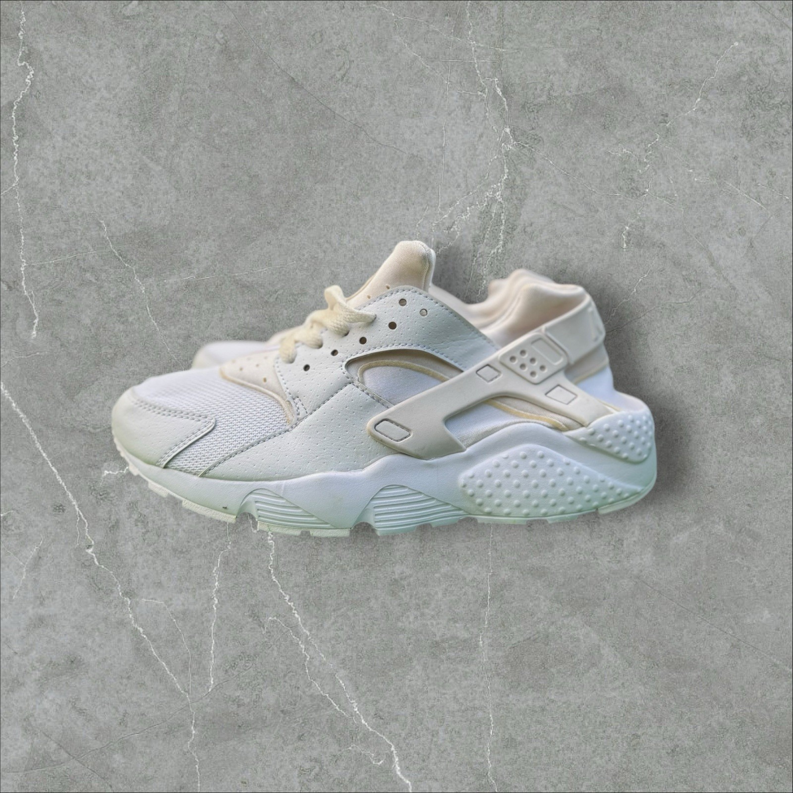 Nike Air Huarache Run GS White Pure Platinum Grey 654275-110 Size 6Y Women's 7.5