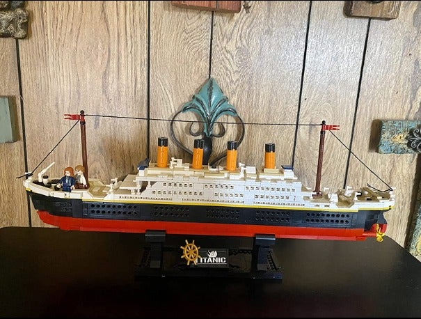 Titanic Building Set, 1288 Pieces Mini Bricks