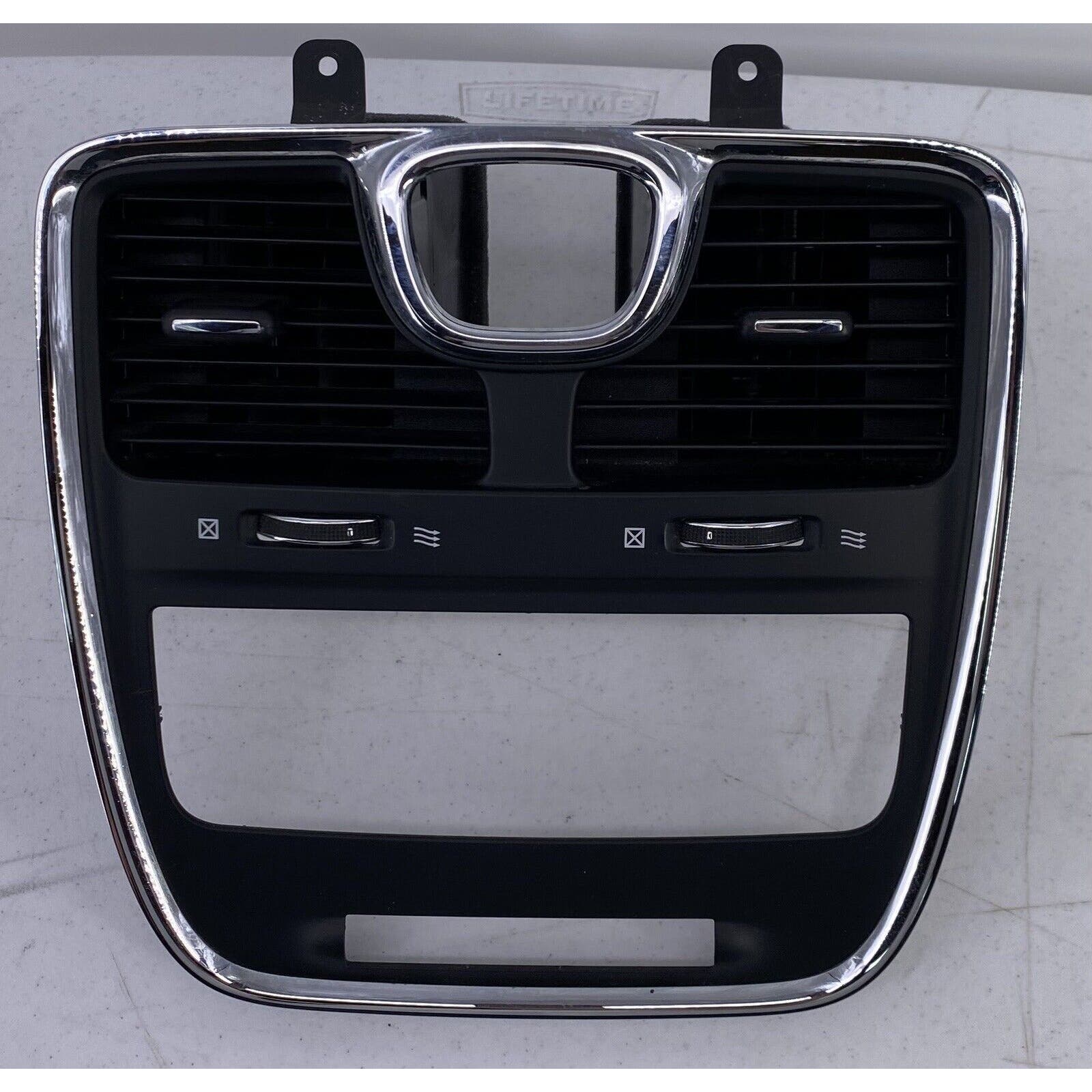 2011 Chrysler Town & Country Instrument Panel Center Bezel 1PE401X9AE A111
