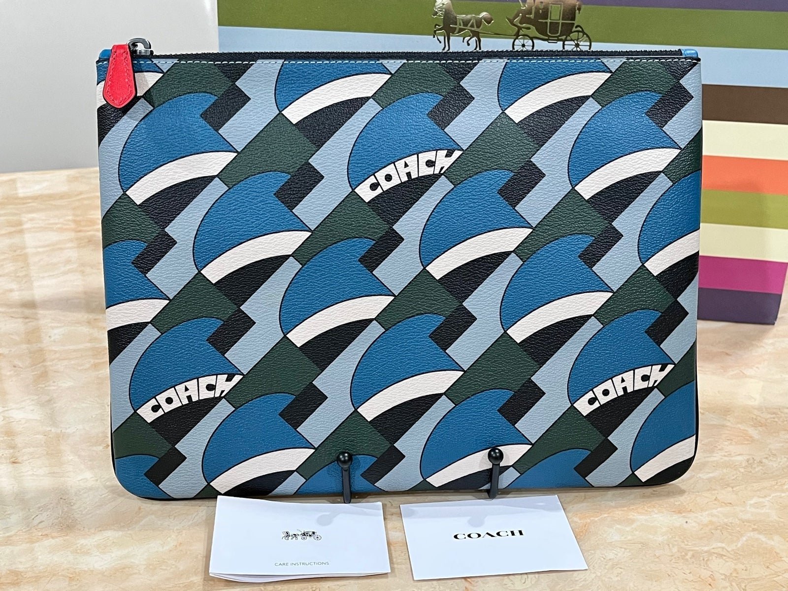Coach Signature Logo LG Bag