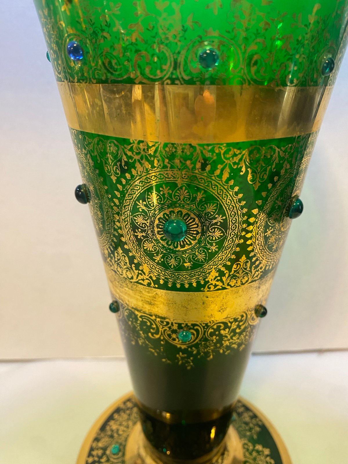 Vintage HAND PAINTED VENETIAN GREEN ART GLASS GOLD GILT VASE
