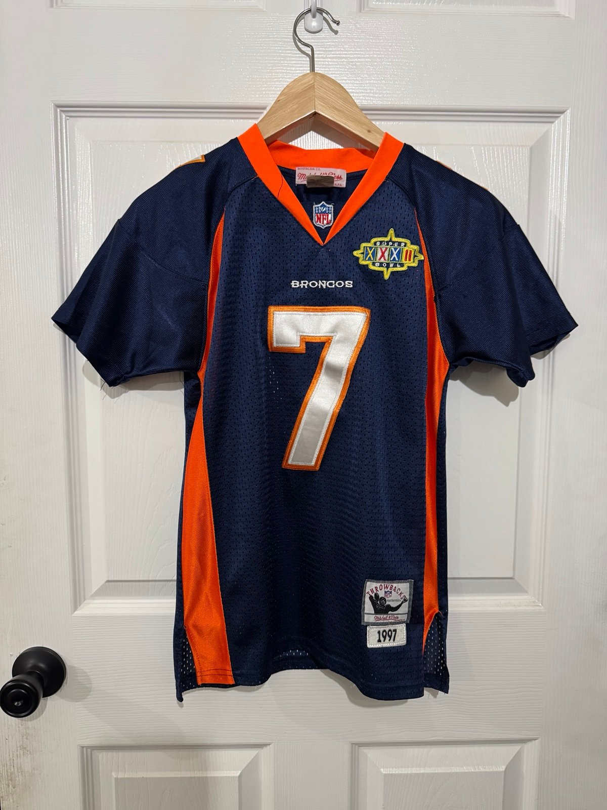 Vintage Denver Broncos John Elway Super Bowl Jersey