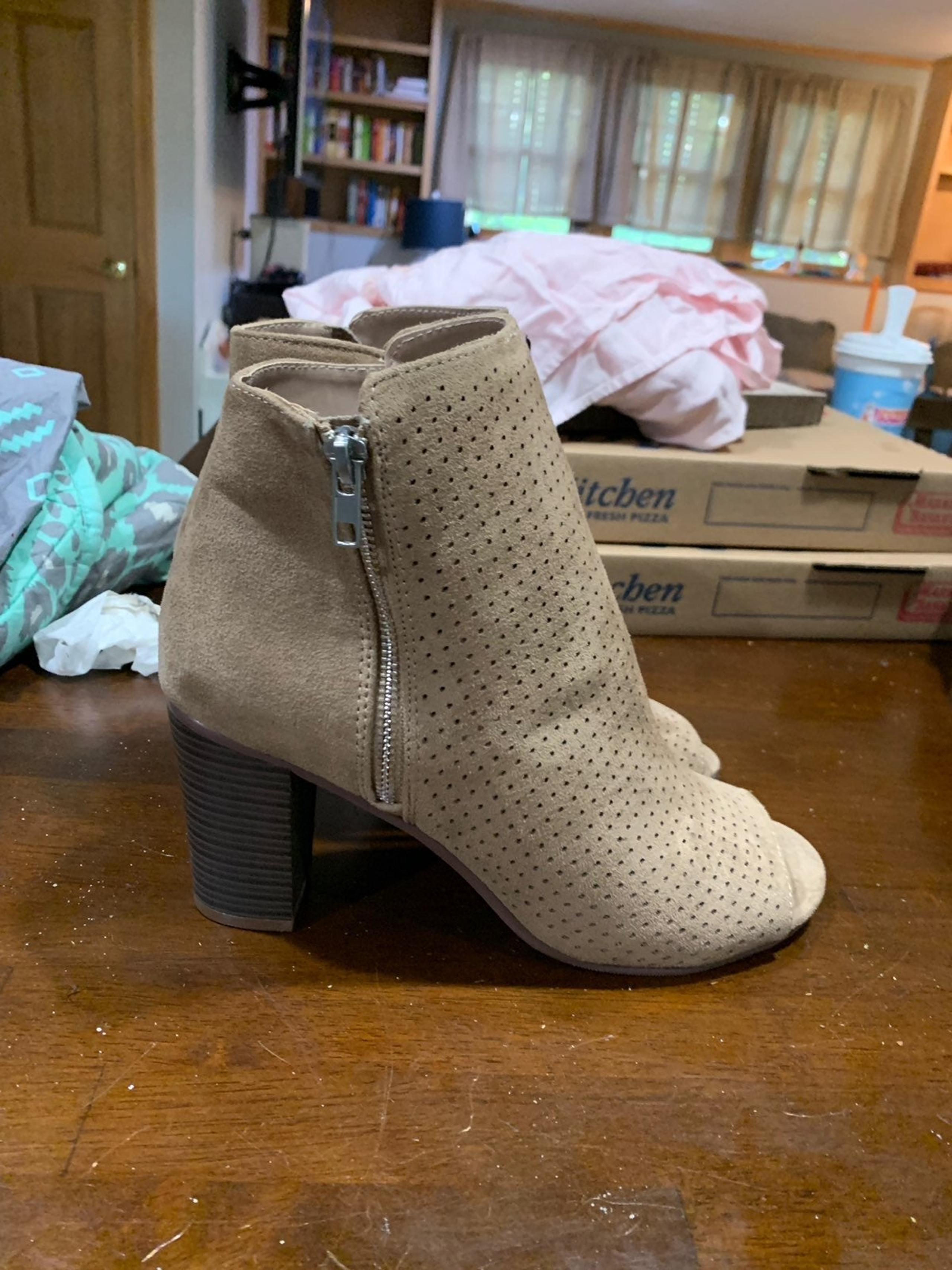 frecescas heels