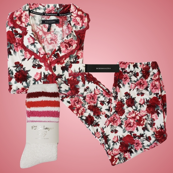 BCBGMAXAZRIA Floral Pajama Set 2-Piece Lace Trim Medium Red & PJ Salvage Socks