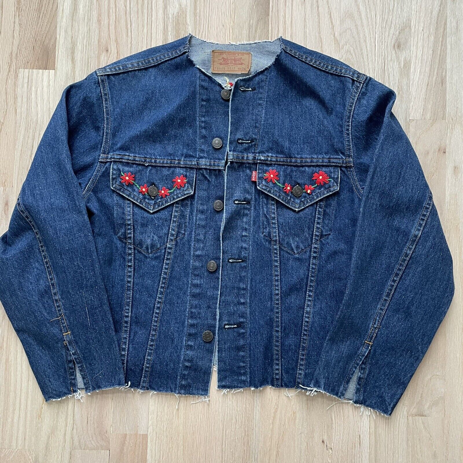 Women's Vintage 80's Levi's USA Custom Sewn Blue Denim Trucker Jean Jacket Sz S