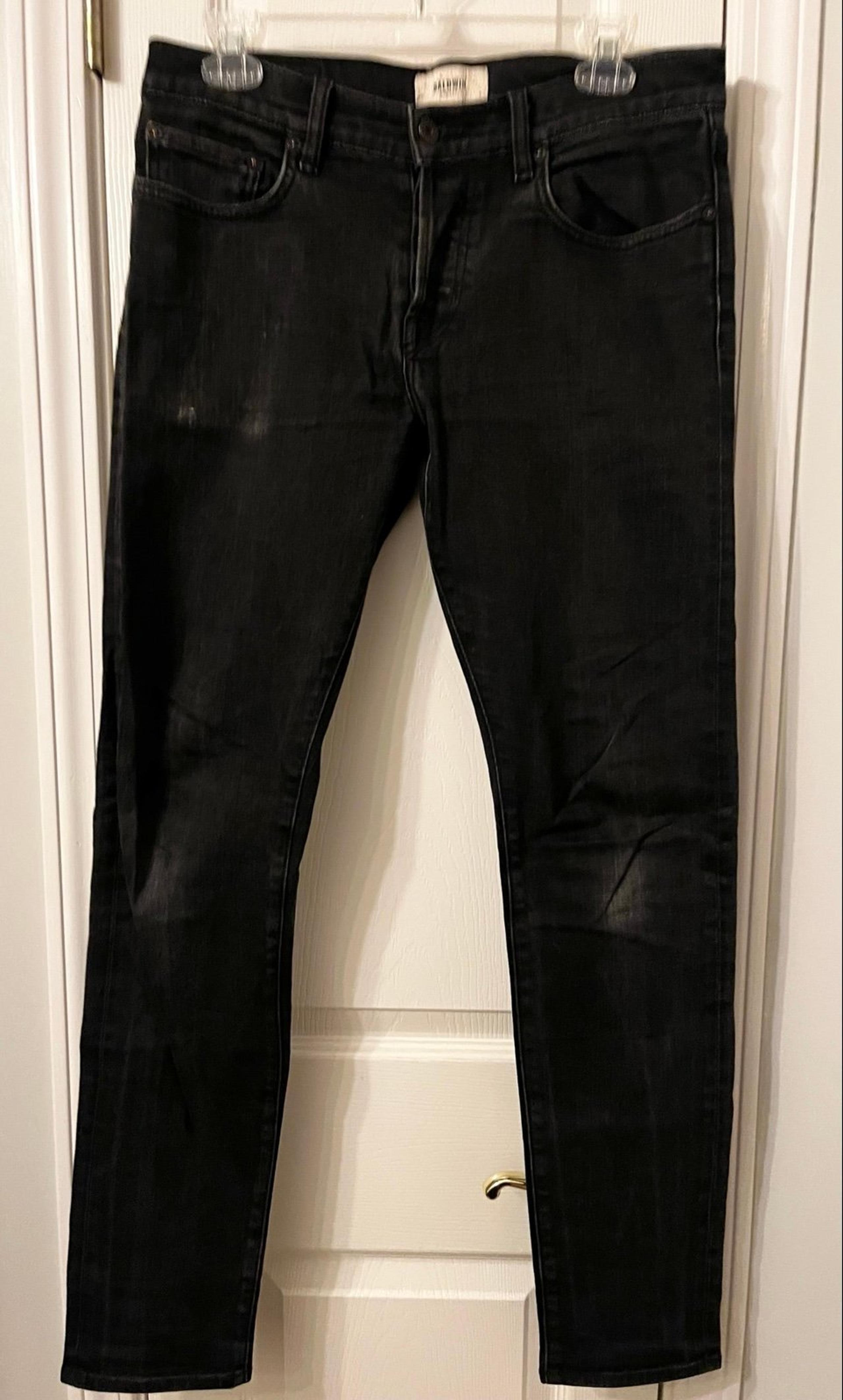 men’s black jeans GUC size 31 - Baldwin