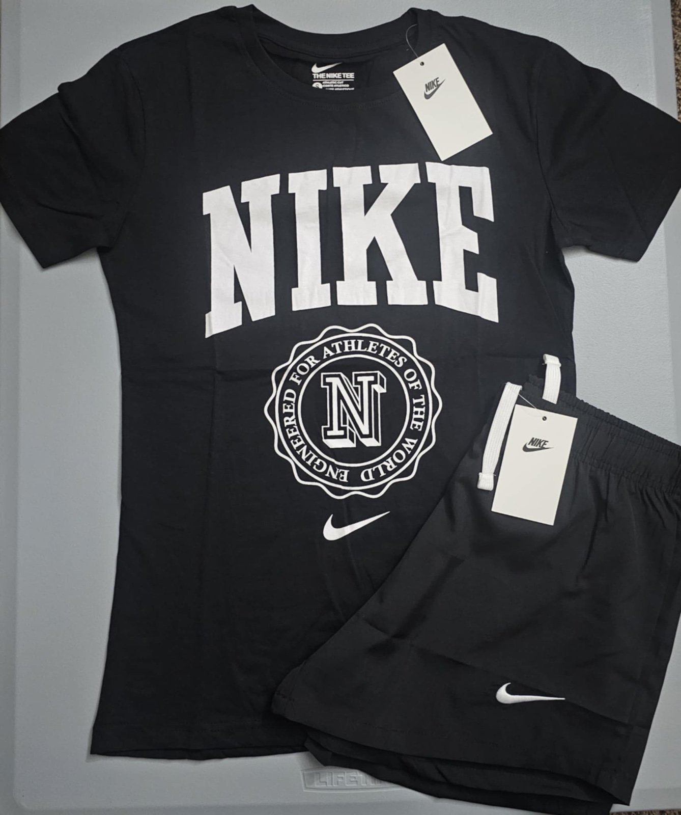 Nike Women’s Short & Shirt Set