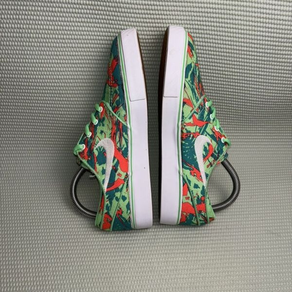 Nike Stefan Janoski Skate Sneakers Size 6Y 657946-316 Green Lizard Camo - detail