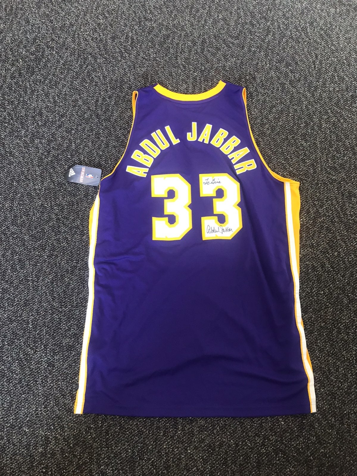Kareem Abdul-Jabbar SIGNED JERSEY